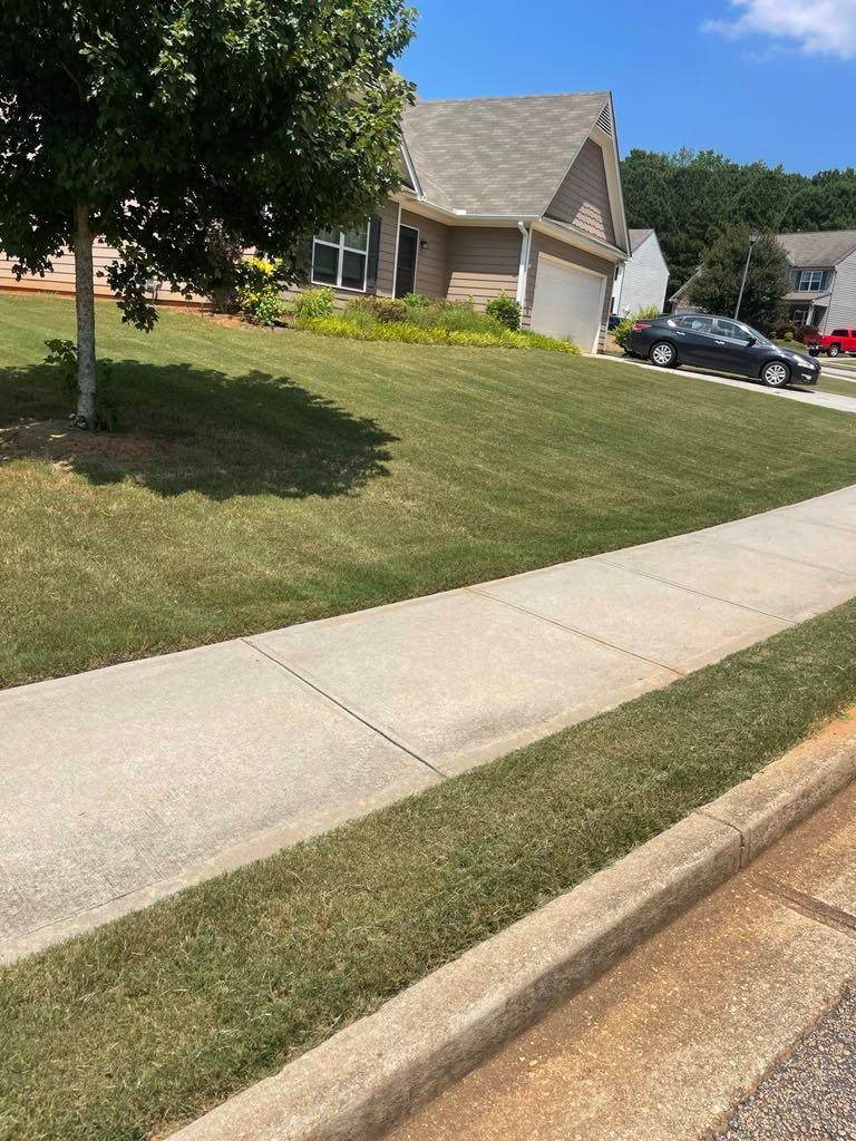  for Clark's Cuts Lawn Care in Lilburn, GA