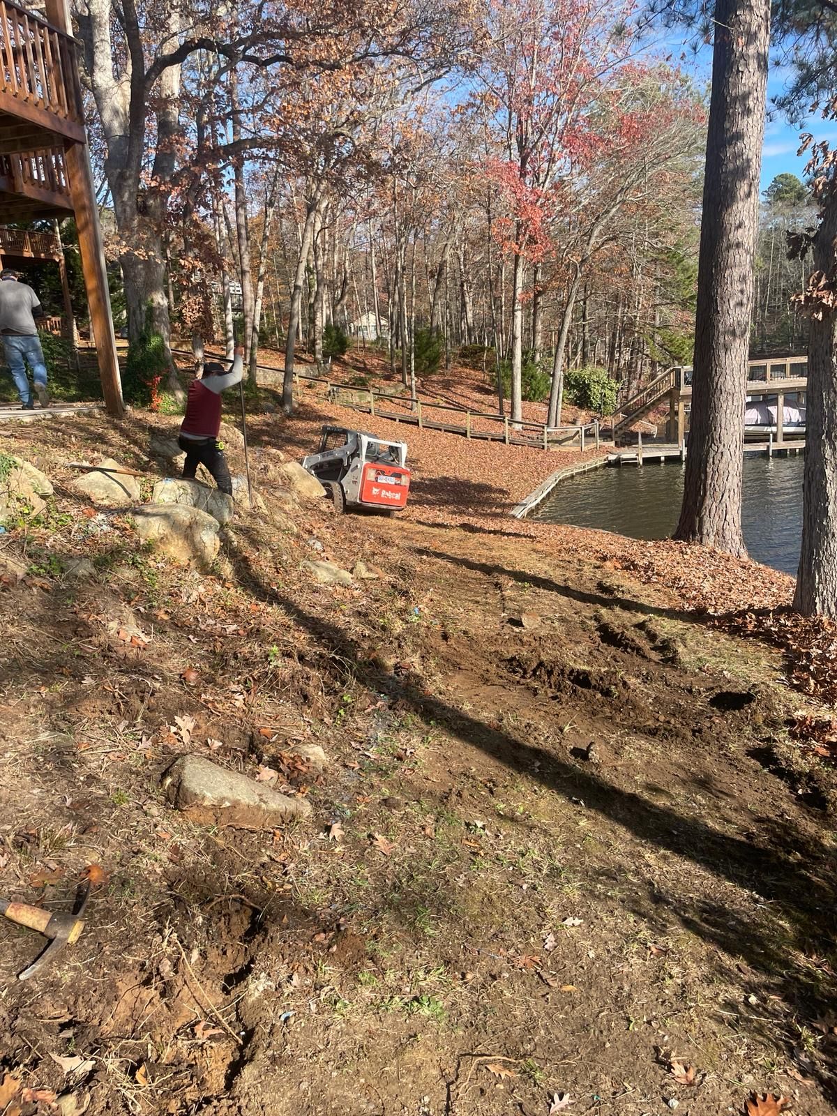 Tree Removal for Rosales Landscaping LLC in Lake Gaston, North Carolina