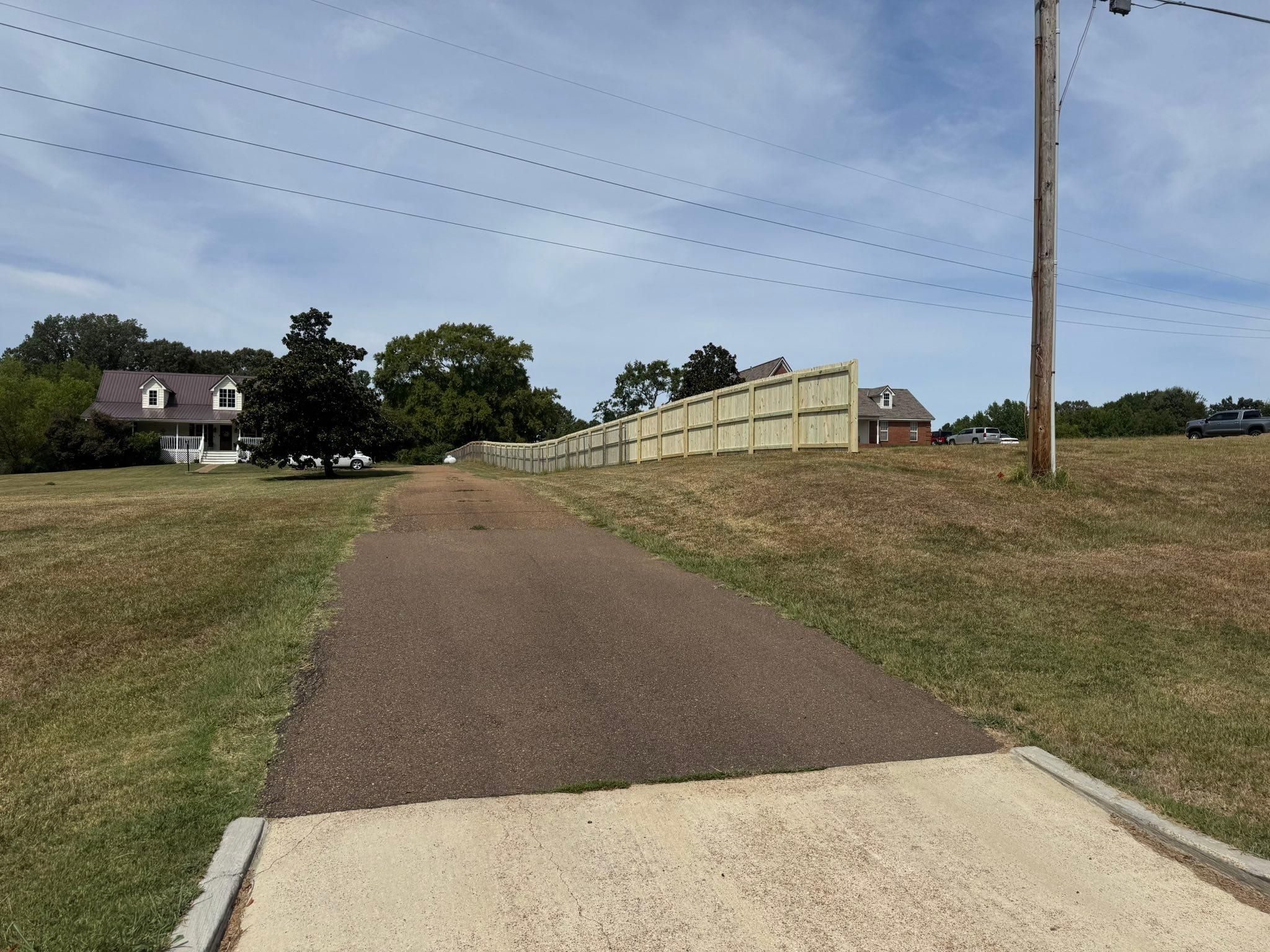  for Manning Fence, LLC in Hernando, MS