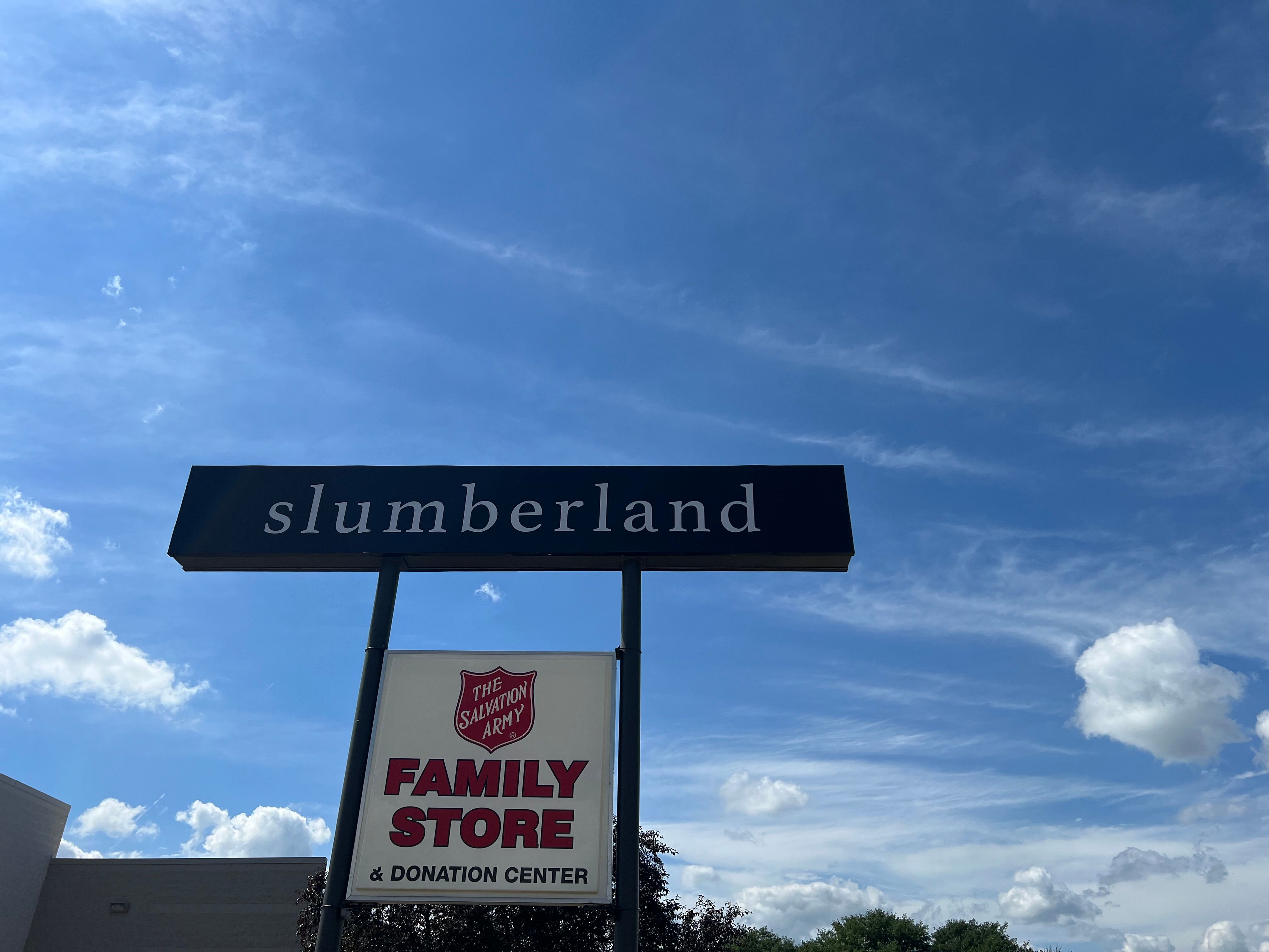  for MTZ Signs in Janseville, WI