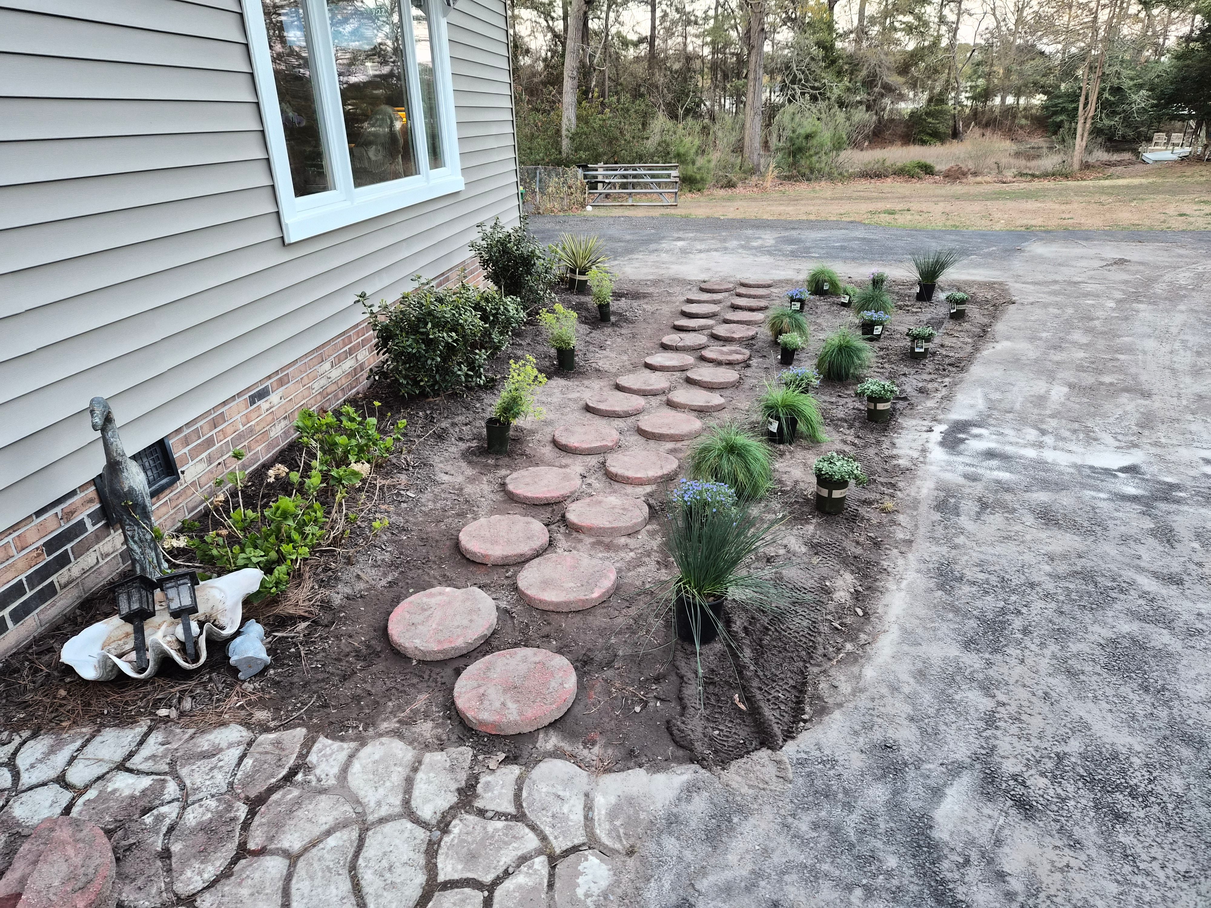 All Photos for 4 Points Lawncare LLC in Hayes, VA
