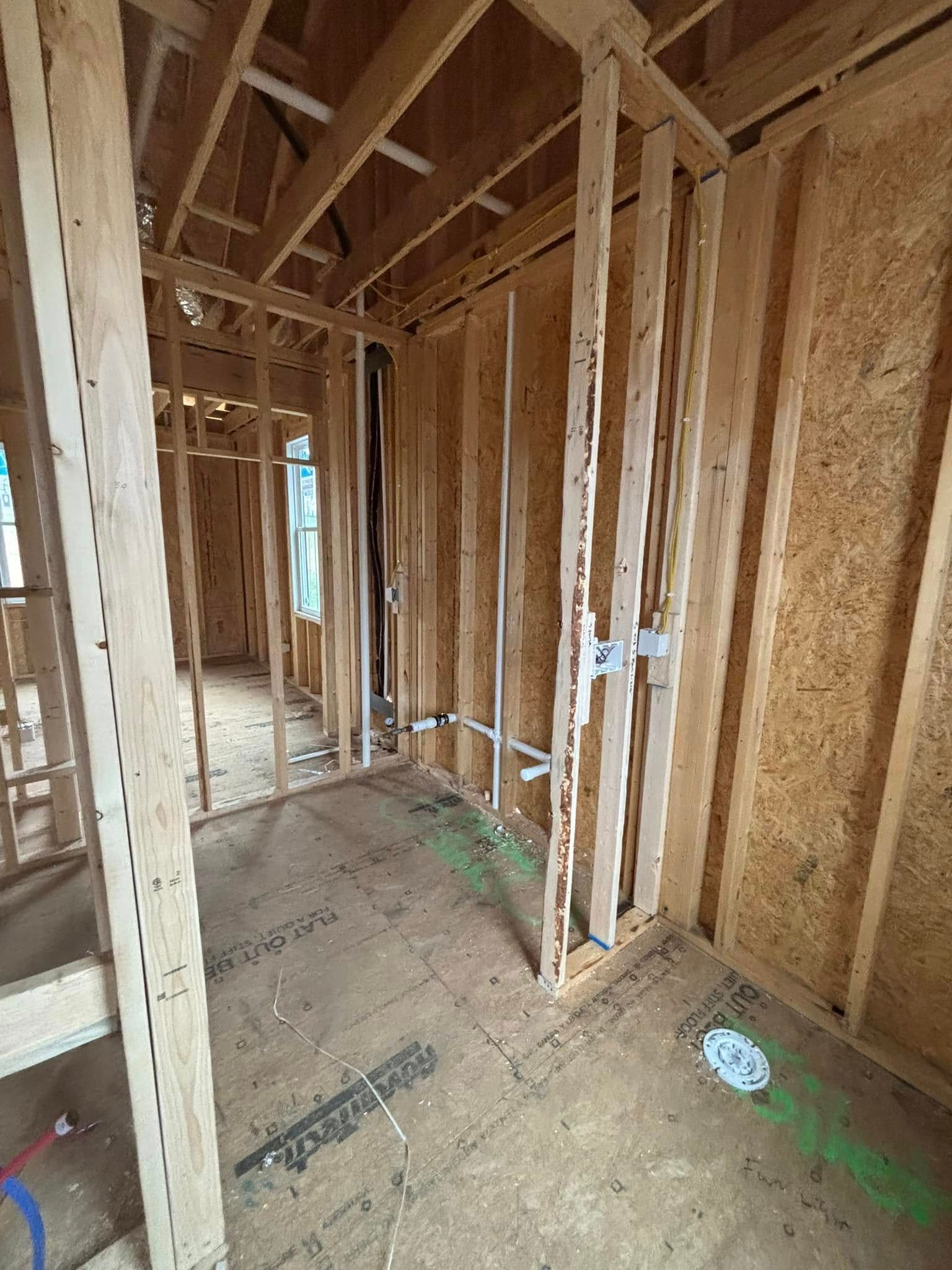  for Paramount Construction in Lexington, KY