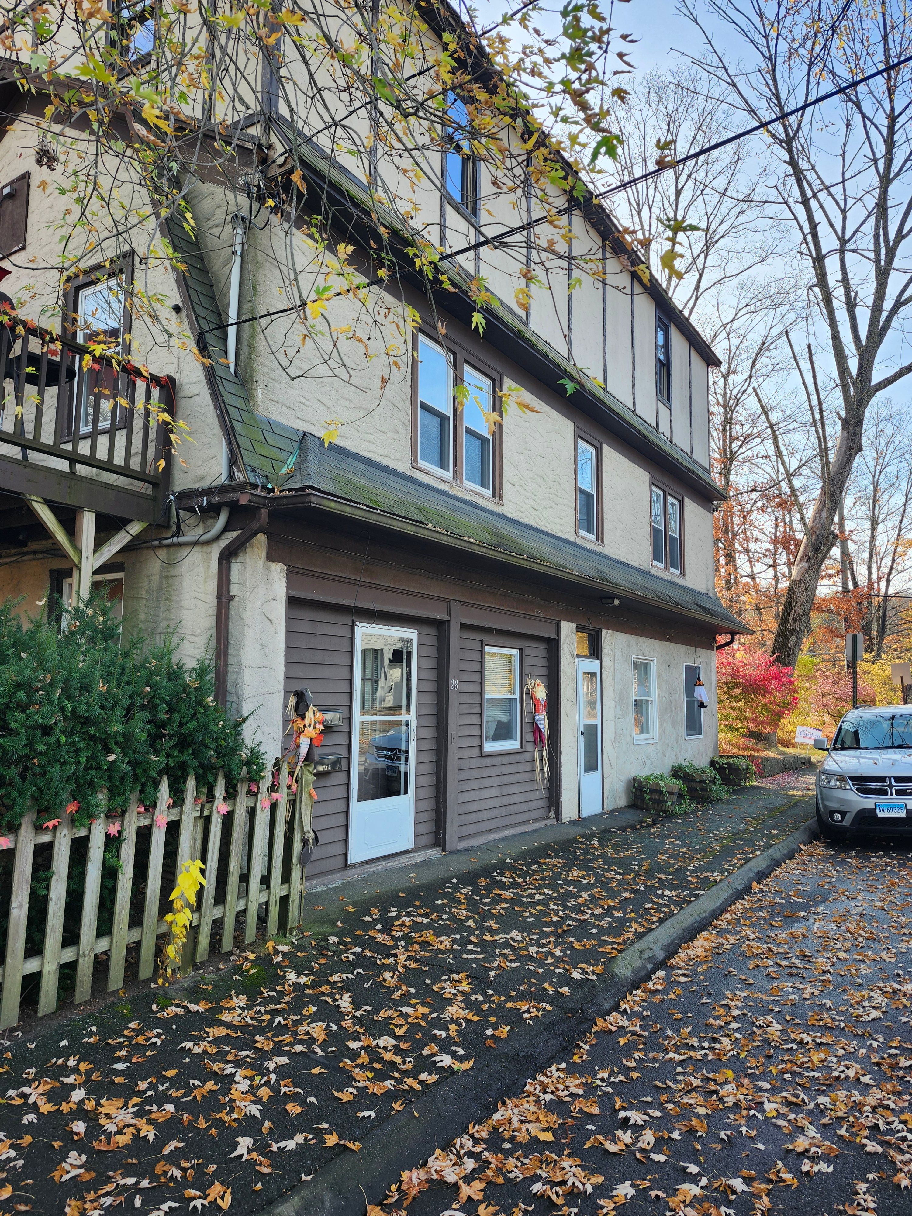 Spring & Fall Cleanups for Landscape Innovations LLC in Torrington, CT