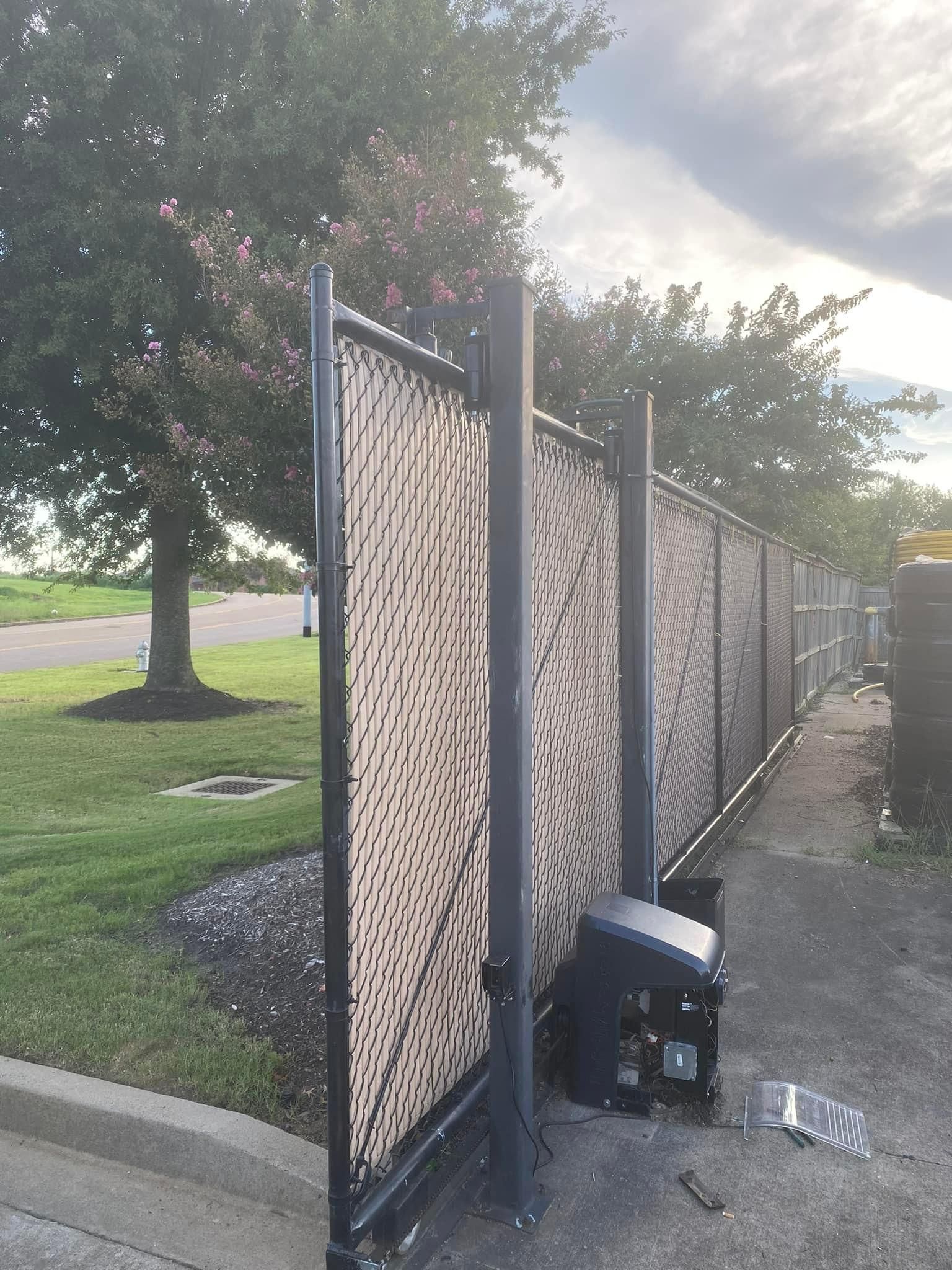  for Manning Fence, LLC in Hernando, MS