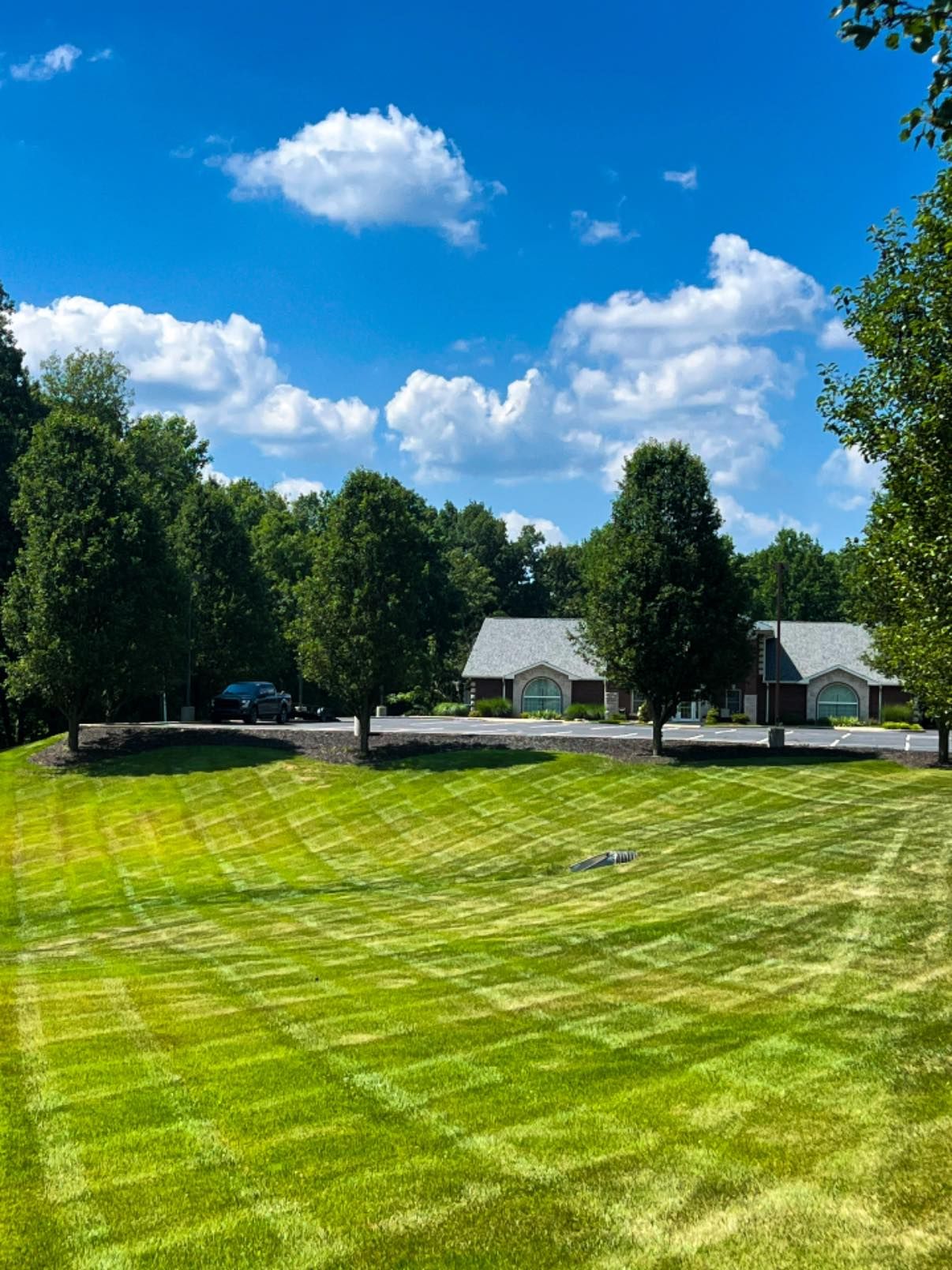  for Yard Barbers in Paoli, IN