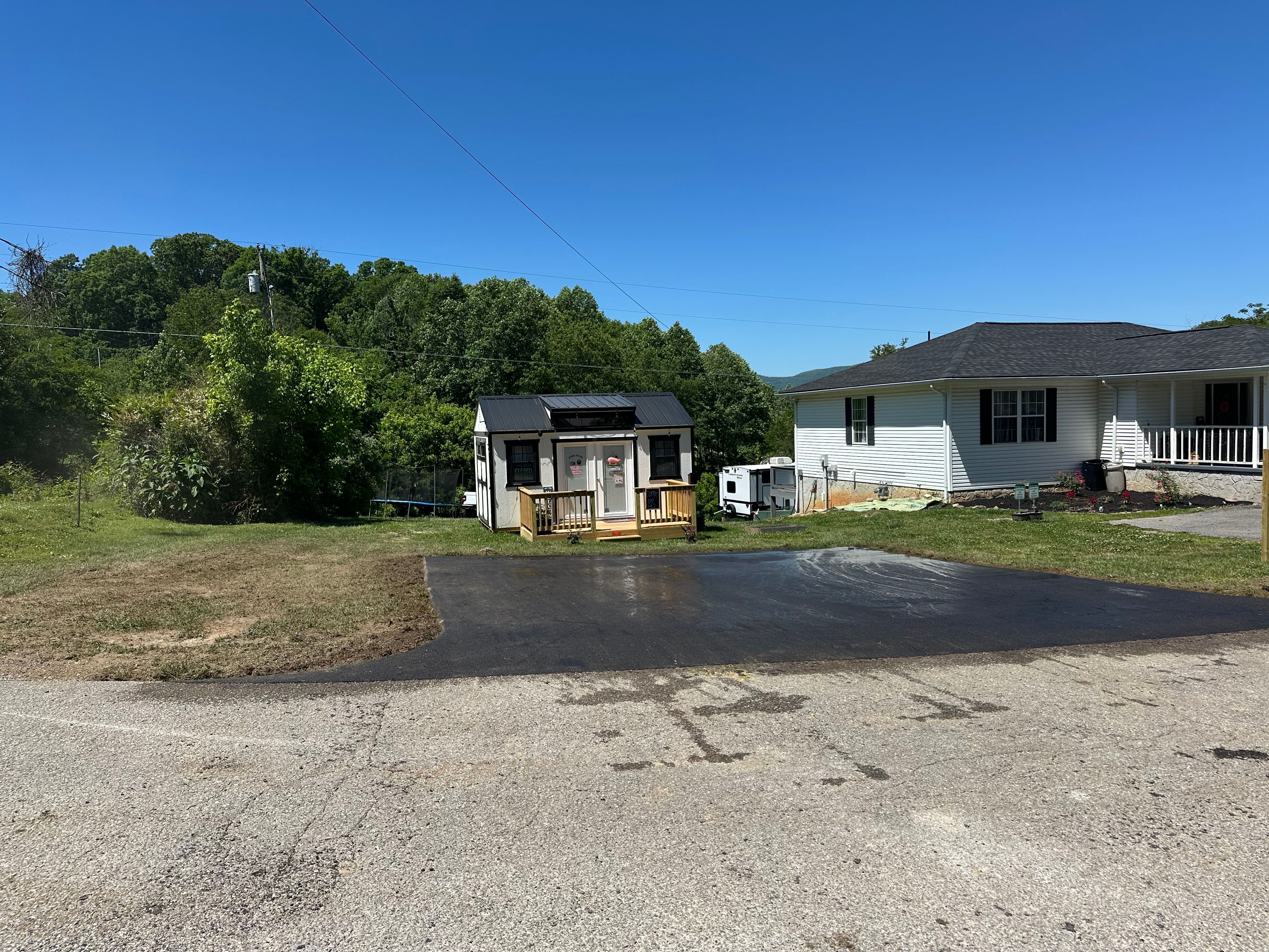  for Metzler Paving and Sealcoating LLC in Jacksboro, TN