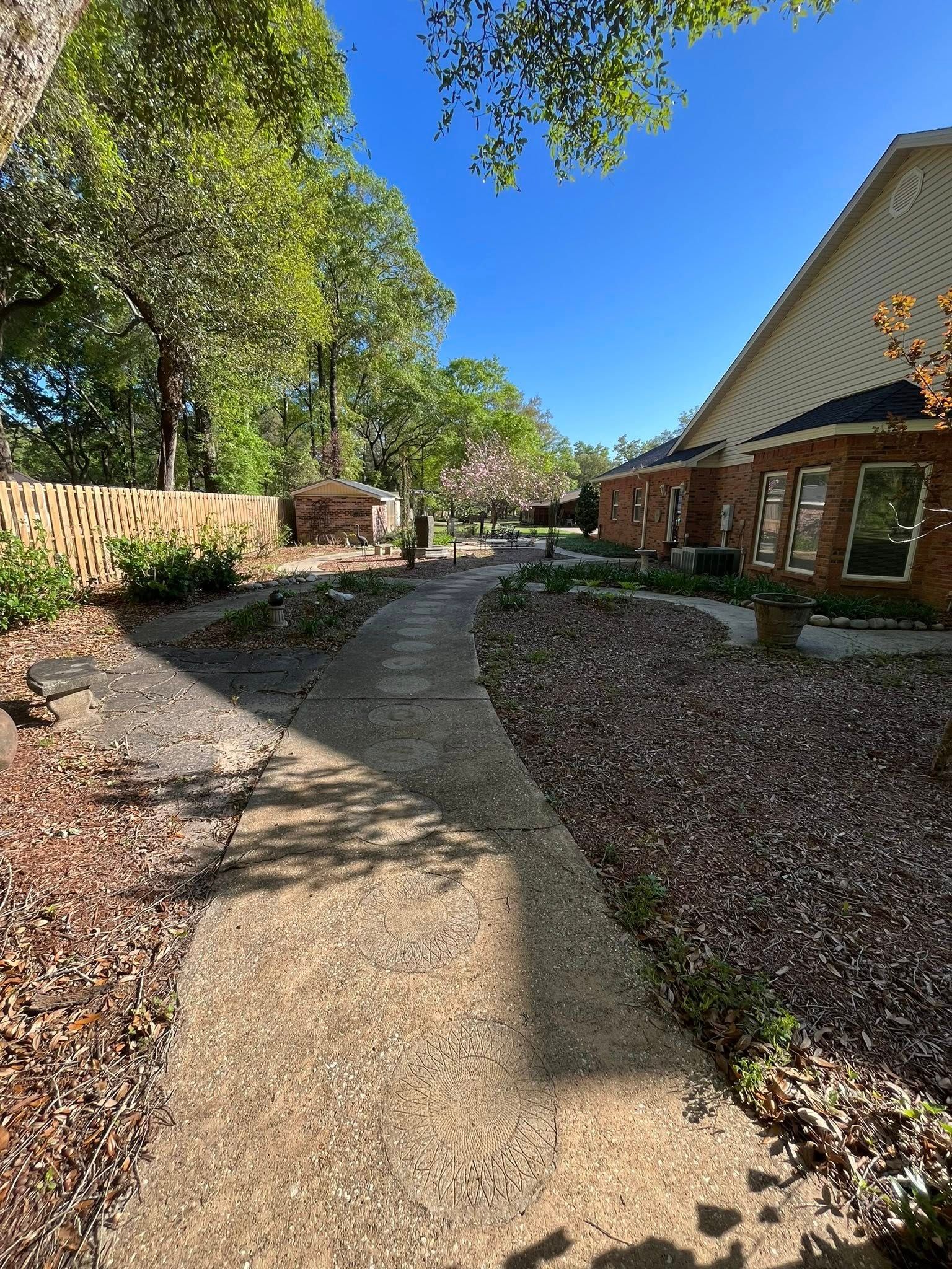  for Landscaping Pros in Hurley, MS