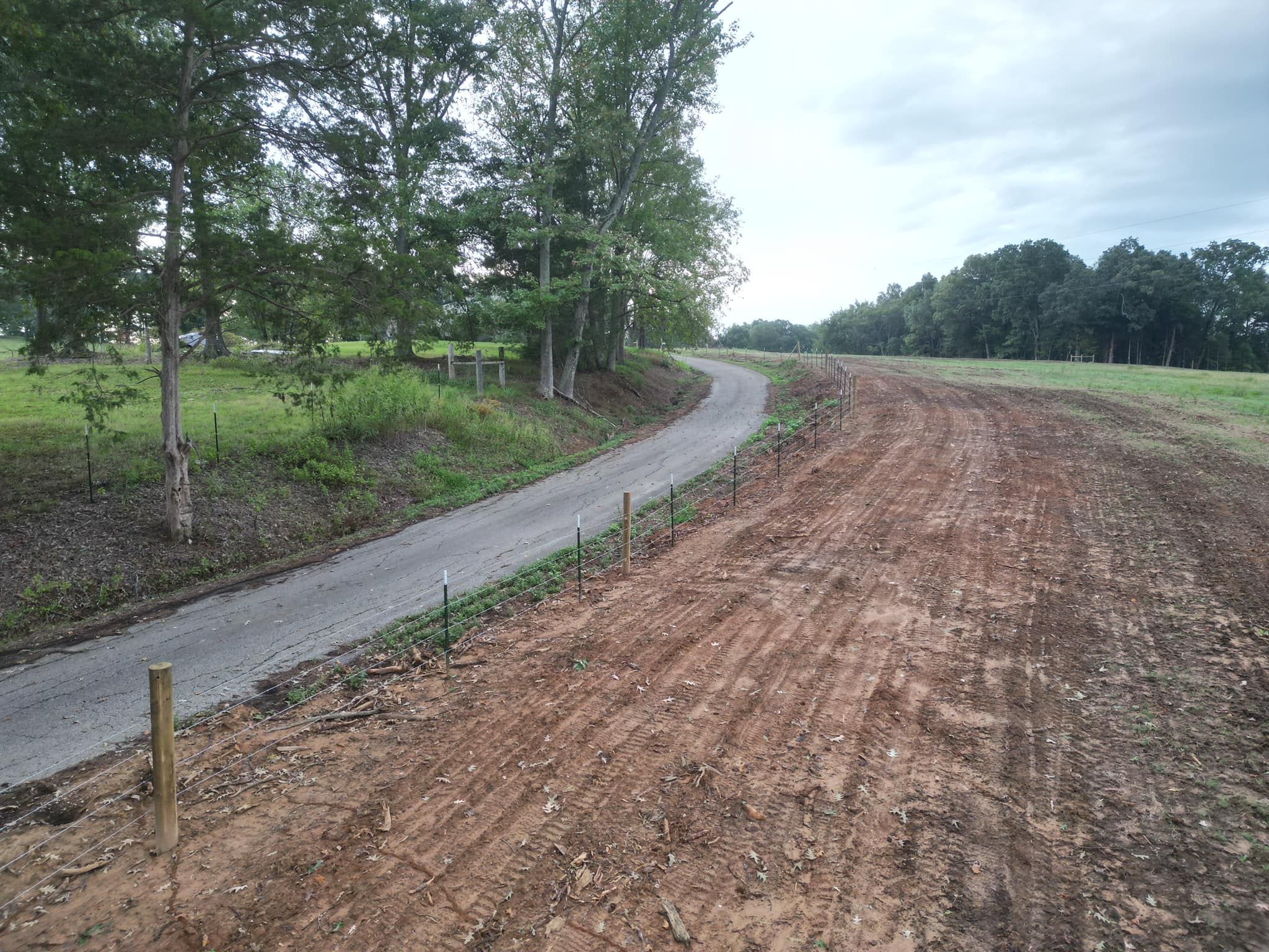  for Mill Creek Fencing&Landscaping in Lavinia, TN