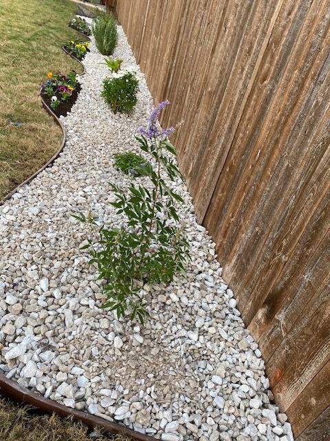  for Valadez Landscaping LLC in Fort Worth, TX