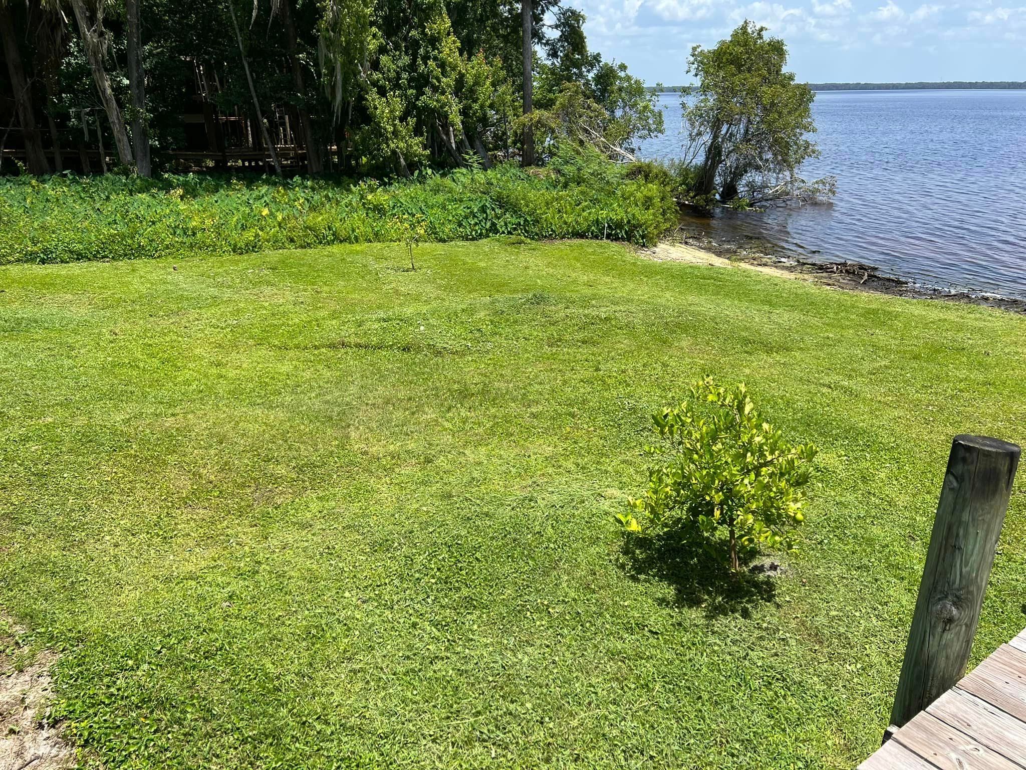 All Photos for F & F Lawn & Landscaping LLC in Crescent City, FL