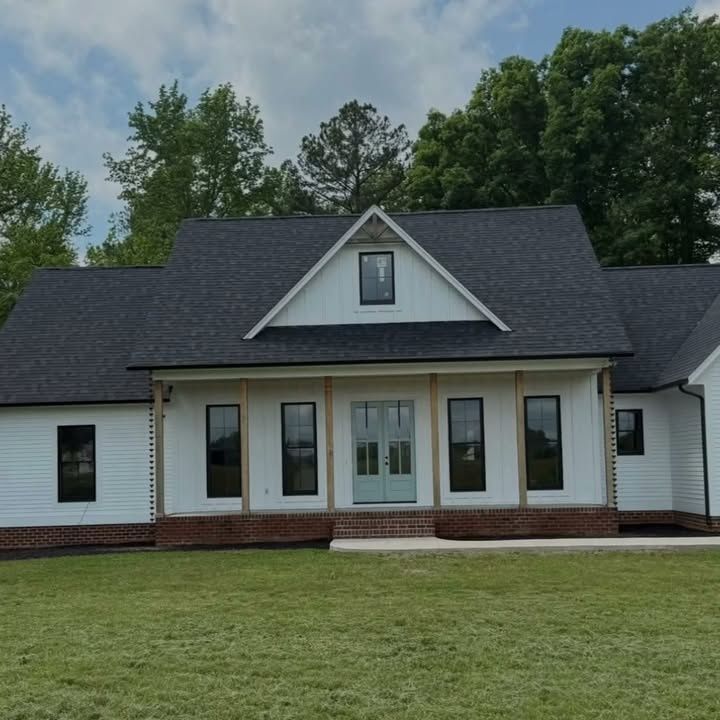  for Legacy Roofing in Dinwiddie, VA