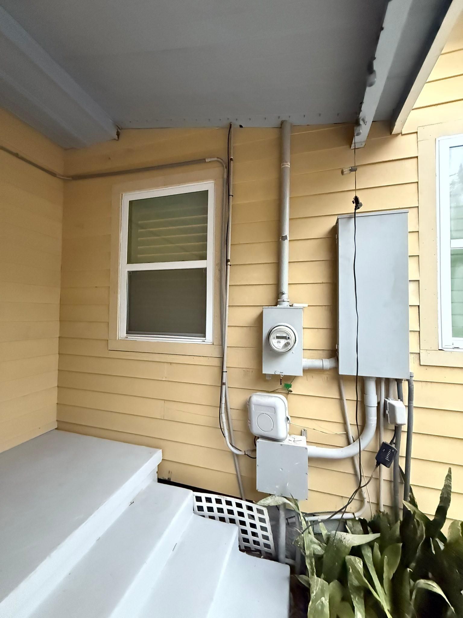  for Escorpio Painting in Tampa, FL