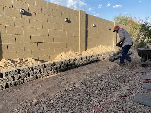  for Outdoor Pros in Phoenix, AZ