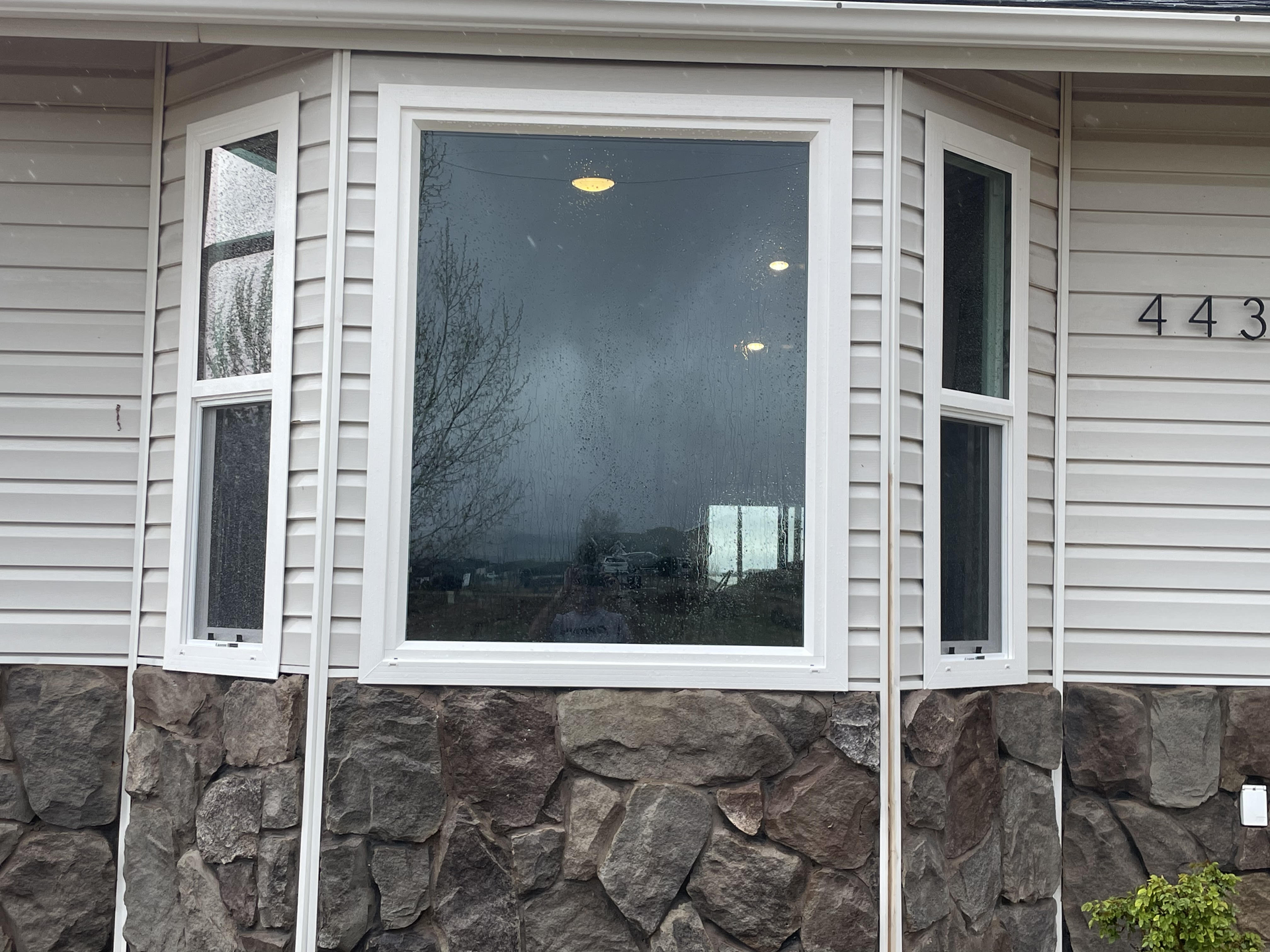 for Vivid Windows in Centerville, UT