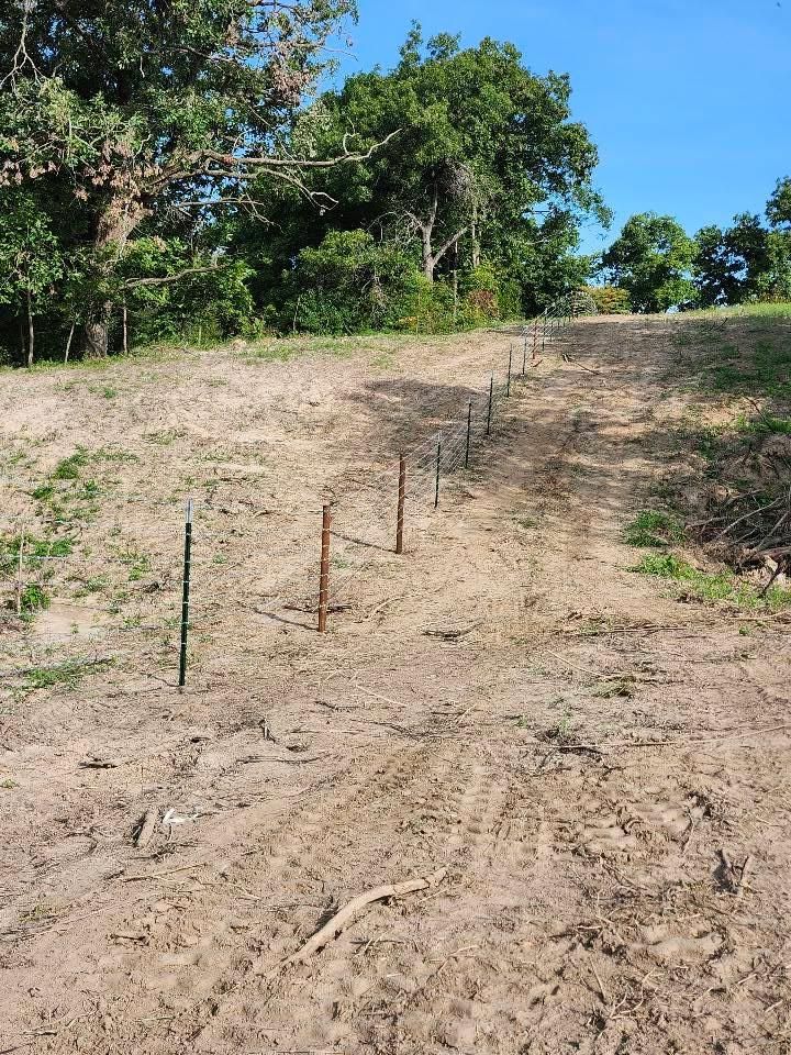  for HWY 2&65 Fabrication & Fencing in Humeston, IA