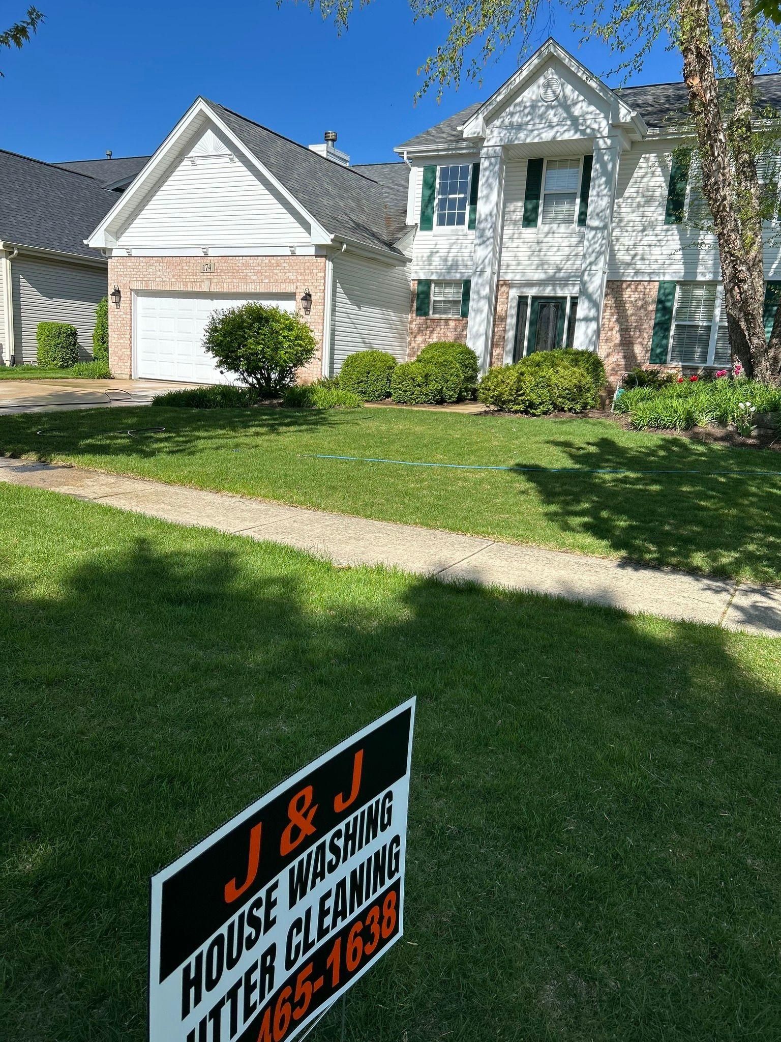 Home Softwash for J&J Power Washing and Gutter Cleaning in Sycamore, IL