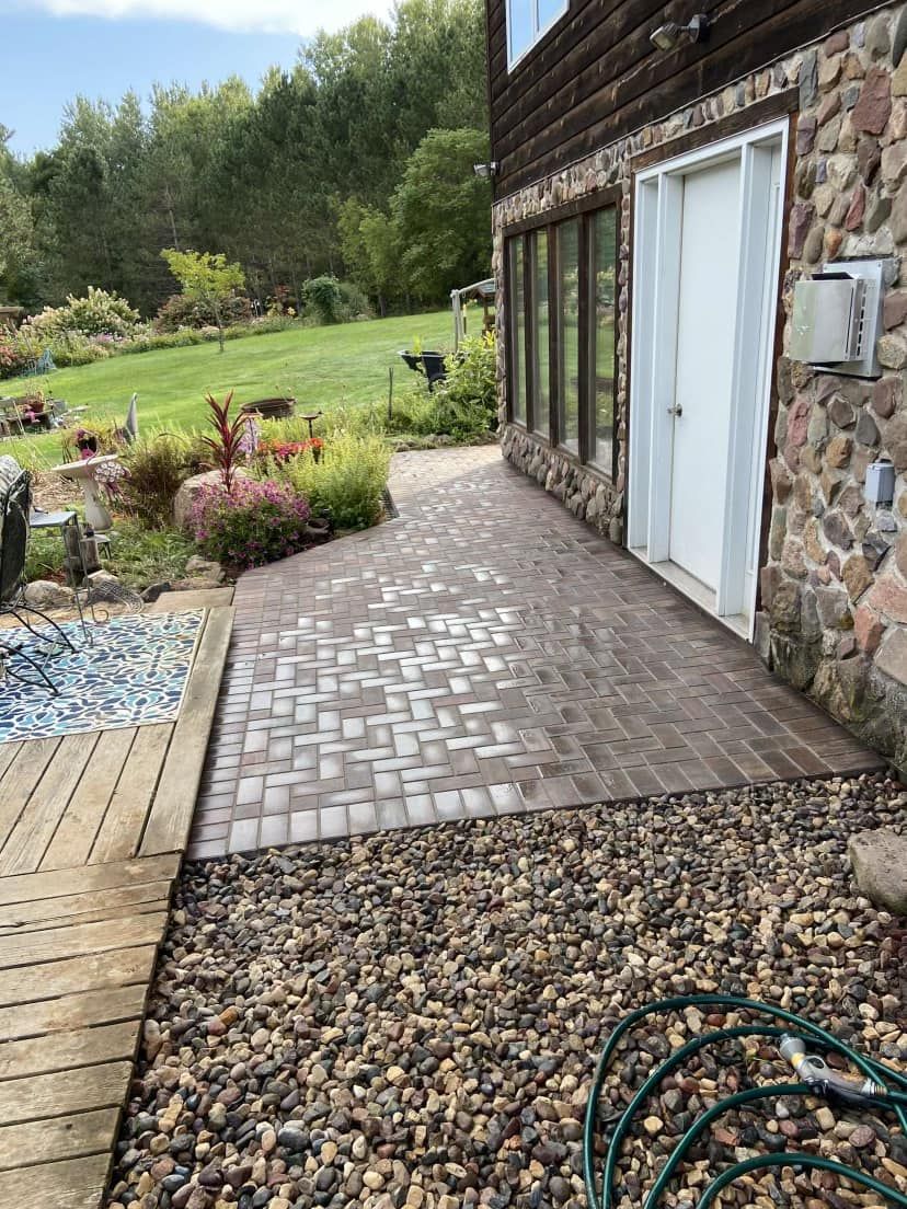  for Davis Landscaping in Wilson, WI