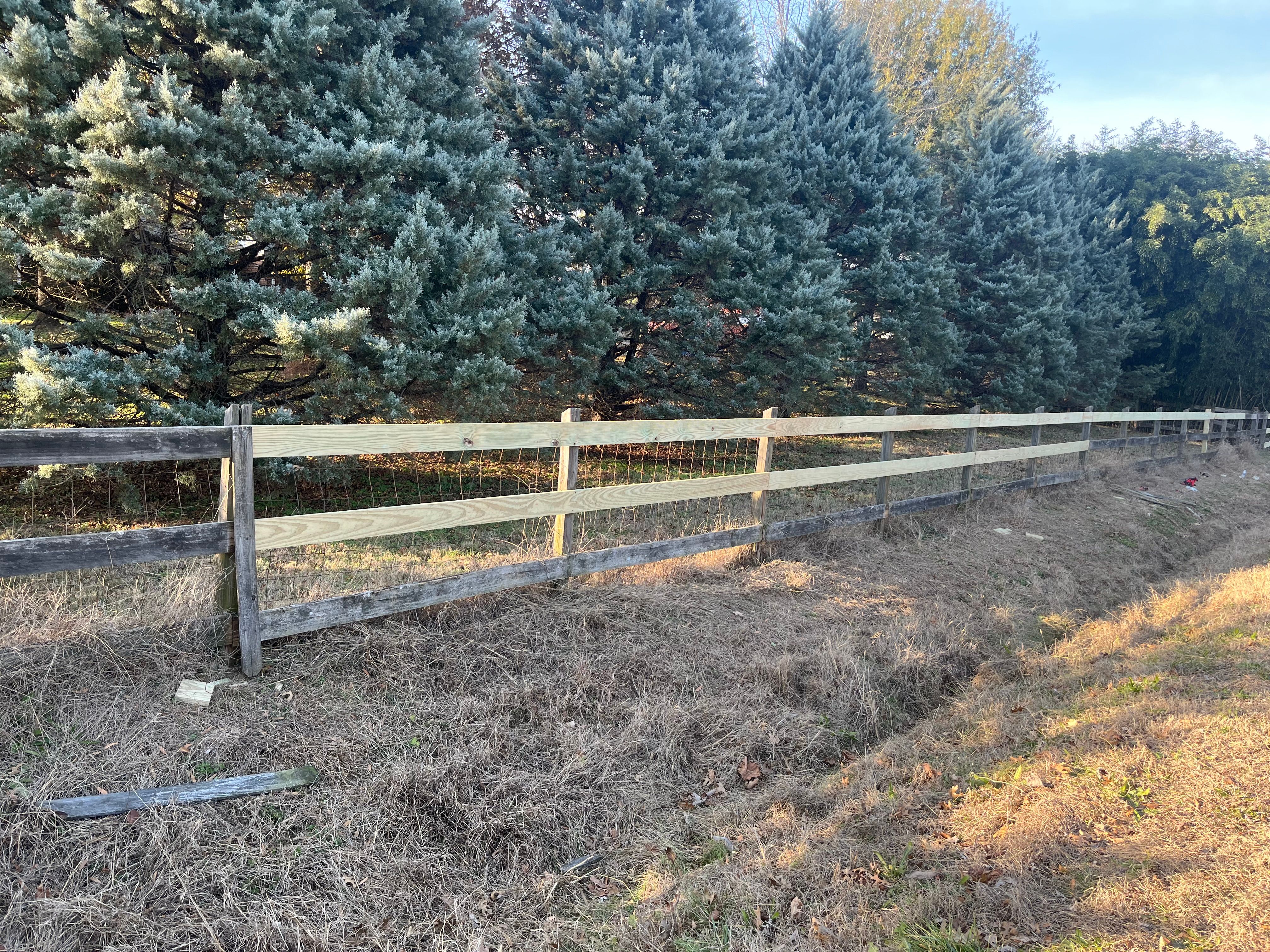 All Photos for Small Town HandyMen in Cross Plains, TN