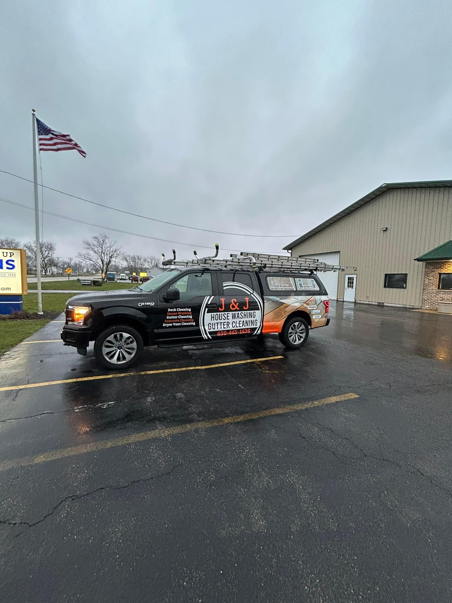 Home Softwash for J&J Power Washing and Gutter Cleaning in Sycamore, IL