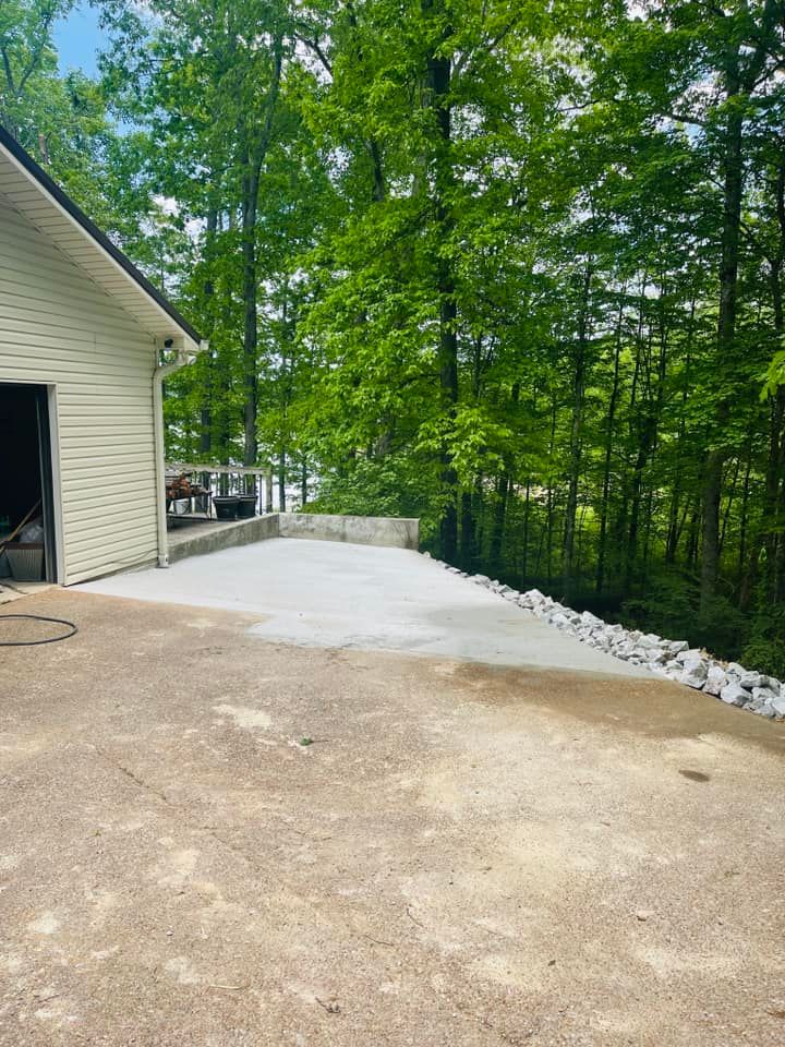  for Mountain Land Services LLC. in Oneida, TN