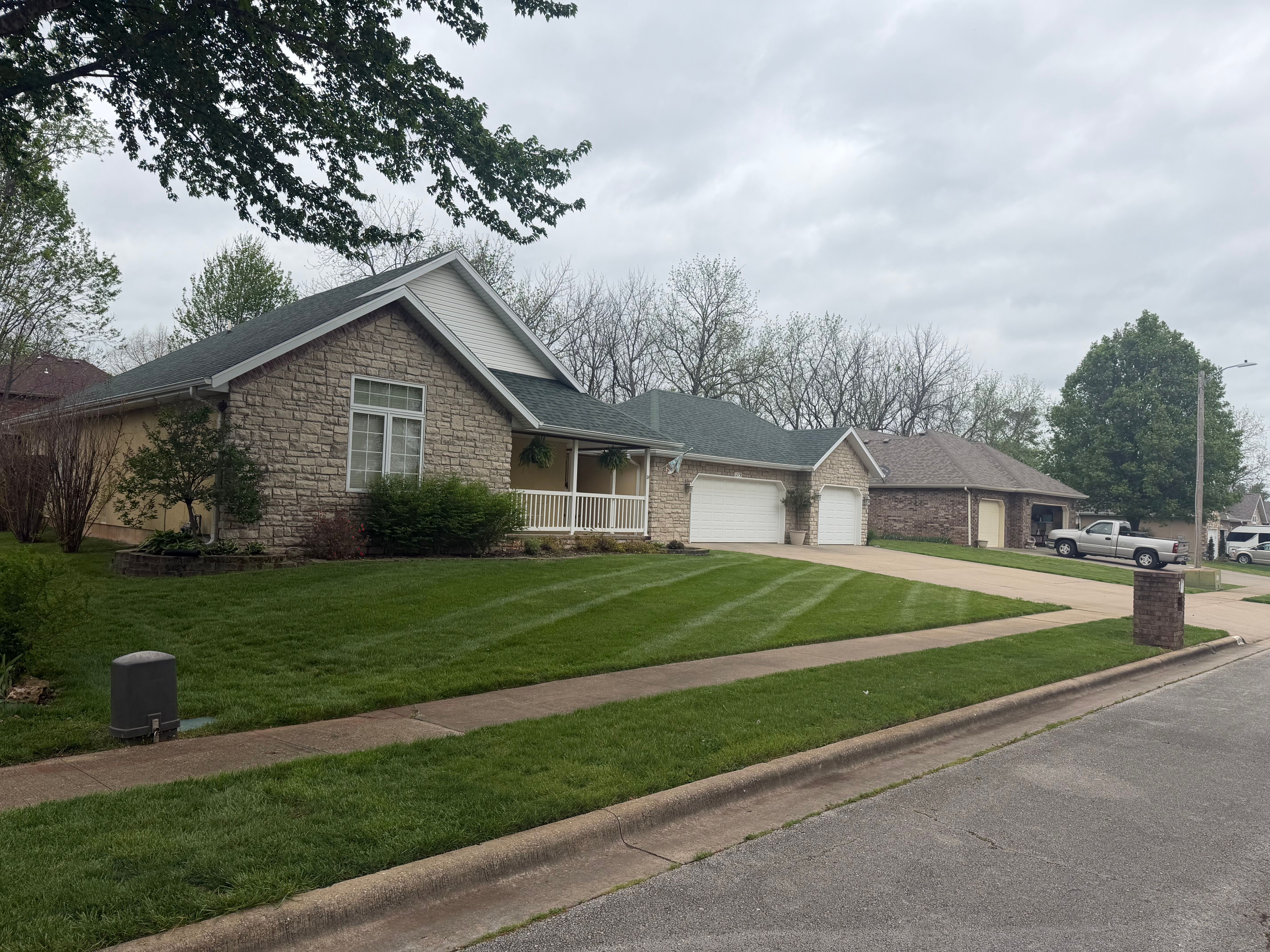 All Photos for Mowraculous in Republic, MO