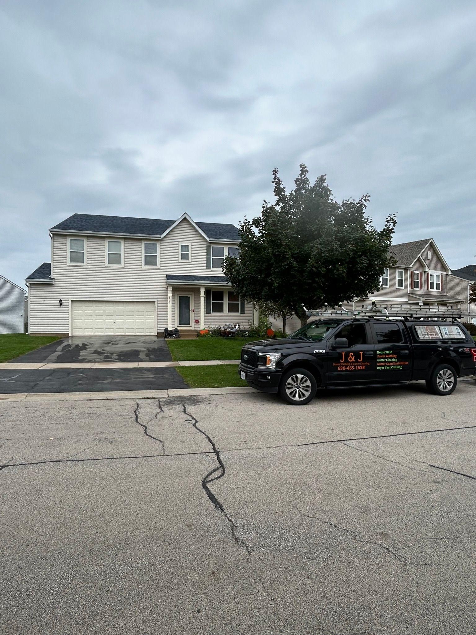 Home Softwash for J&J Power Washing and Gutter Cleaning in Sycamore, IL