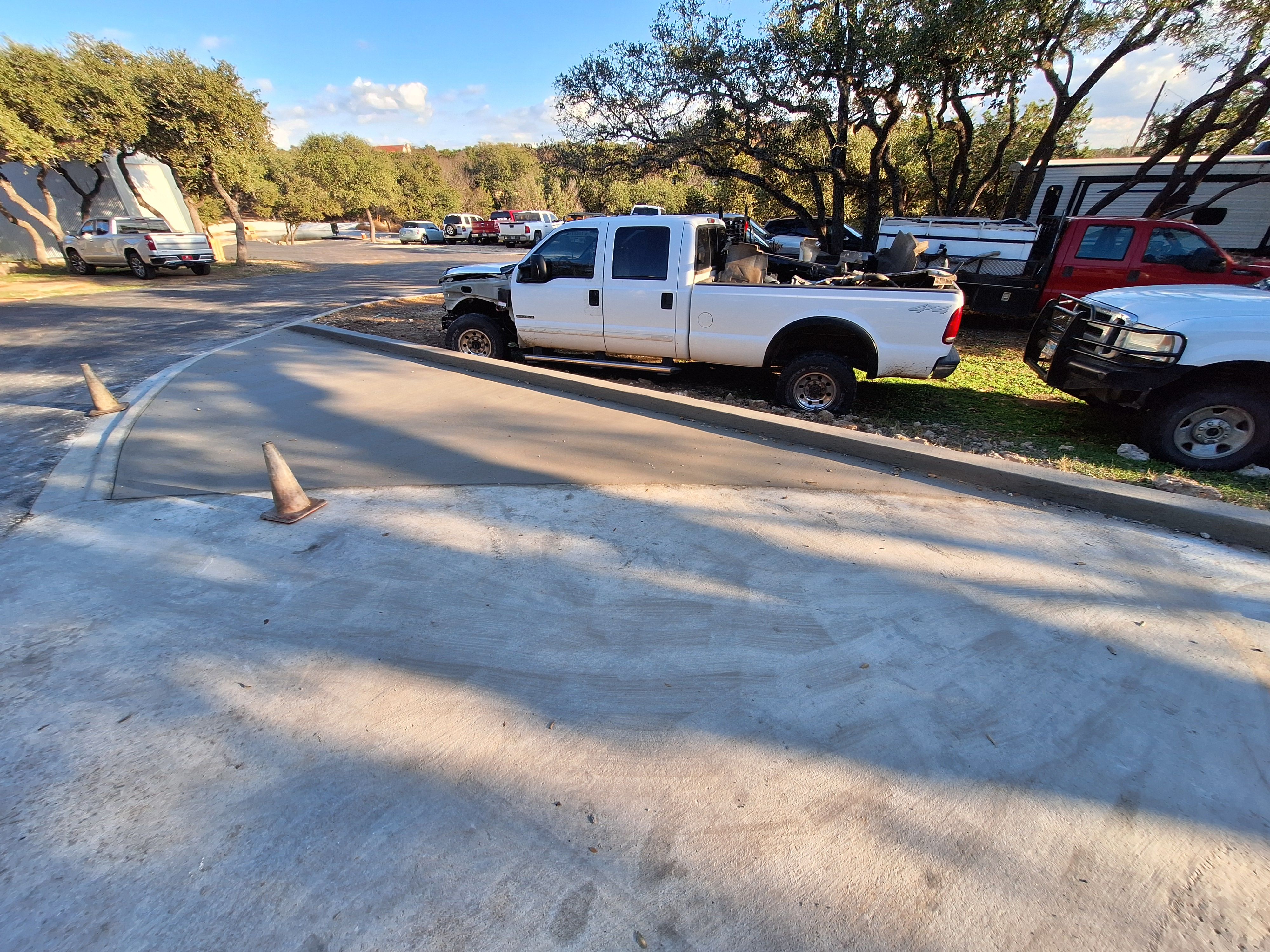  for Leo's Concrete Crew in Elgin, TX