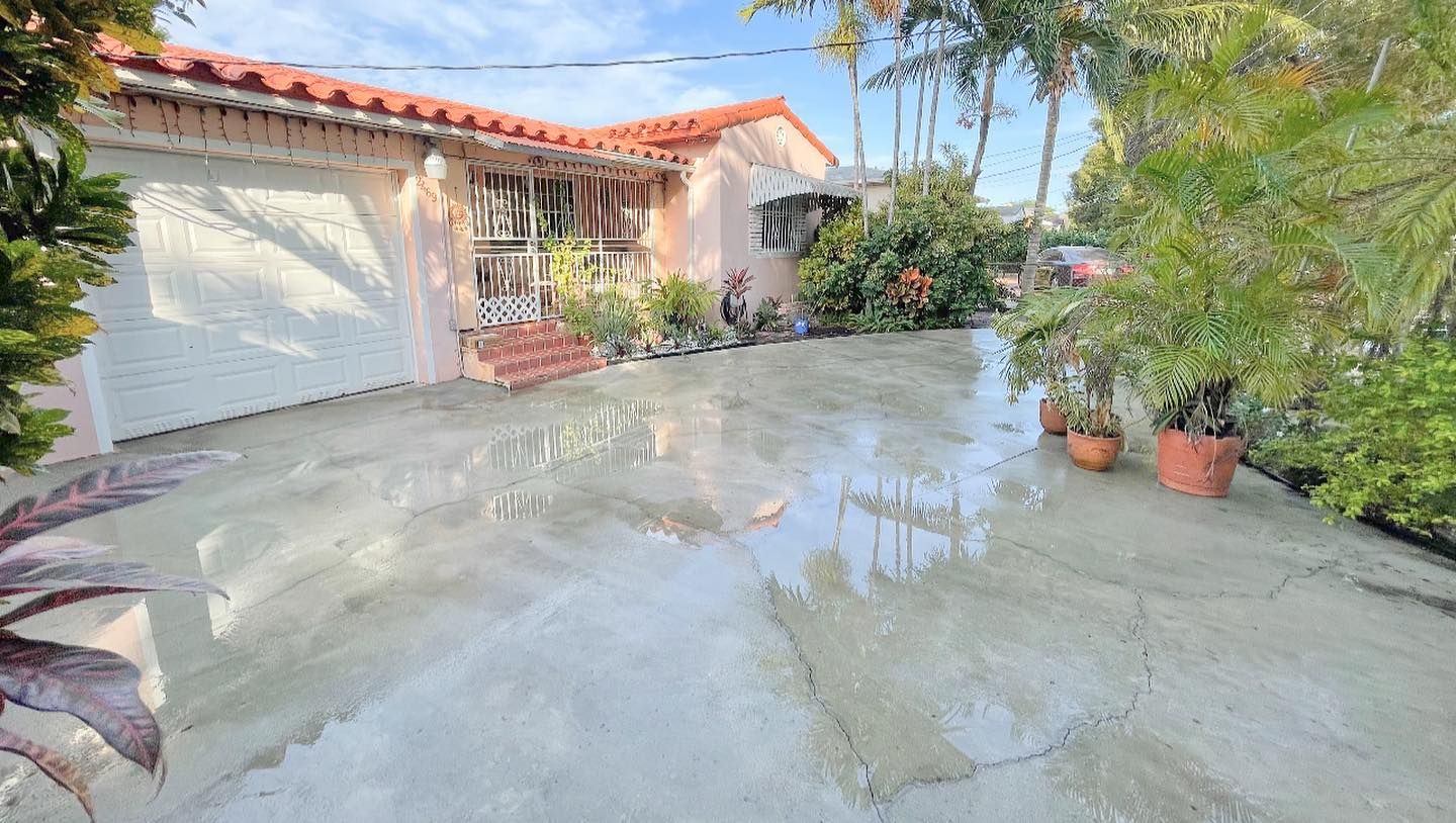 All Photos for Fountain Blast Pressure Wash in , 