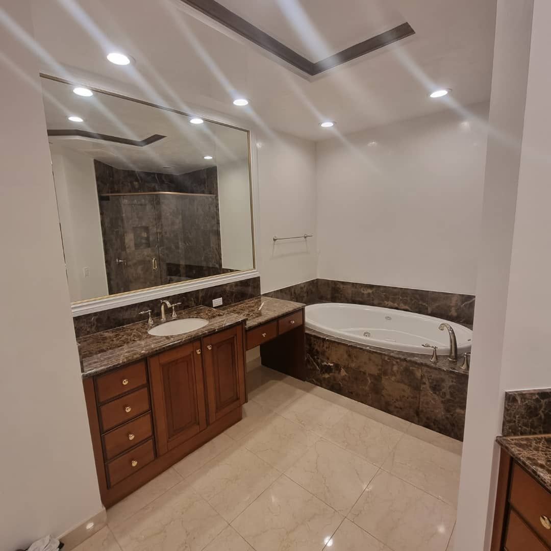 Transitional for Unlimited Painting & Faux Finishing in North Palm Beach, FL
