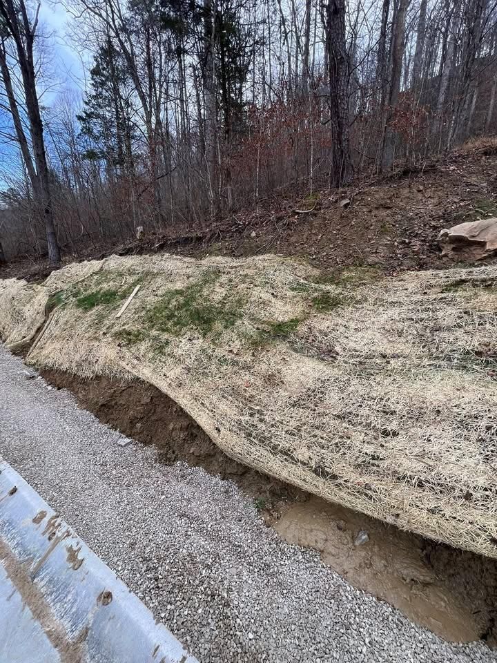  for Dust Till Dawn Lawn in London, Kentucky