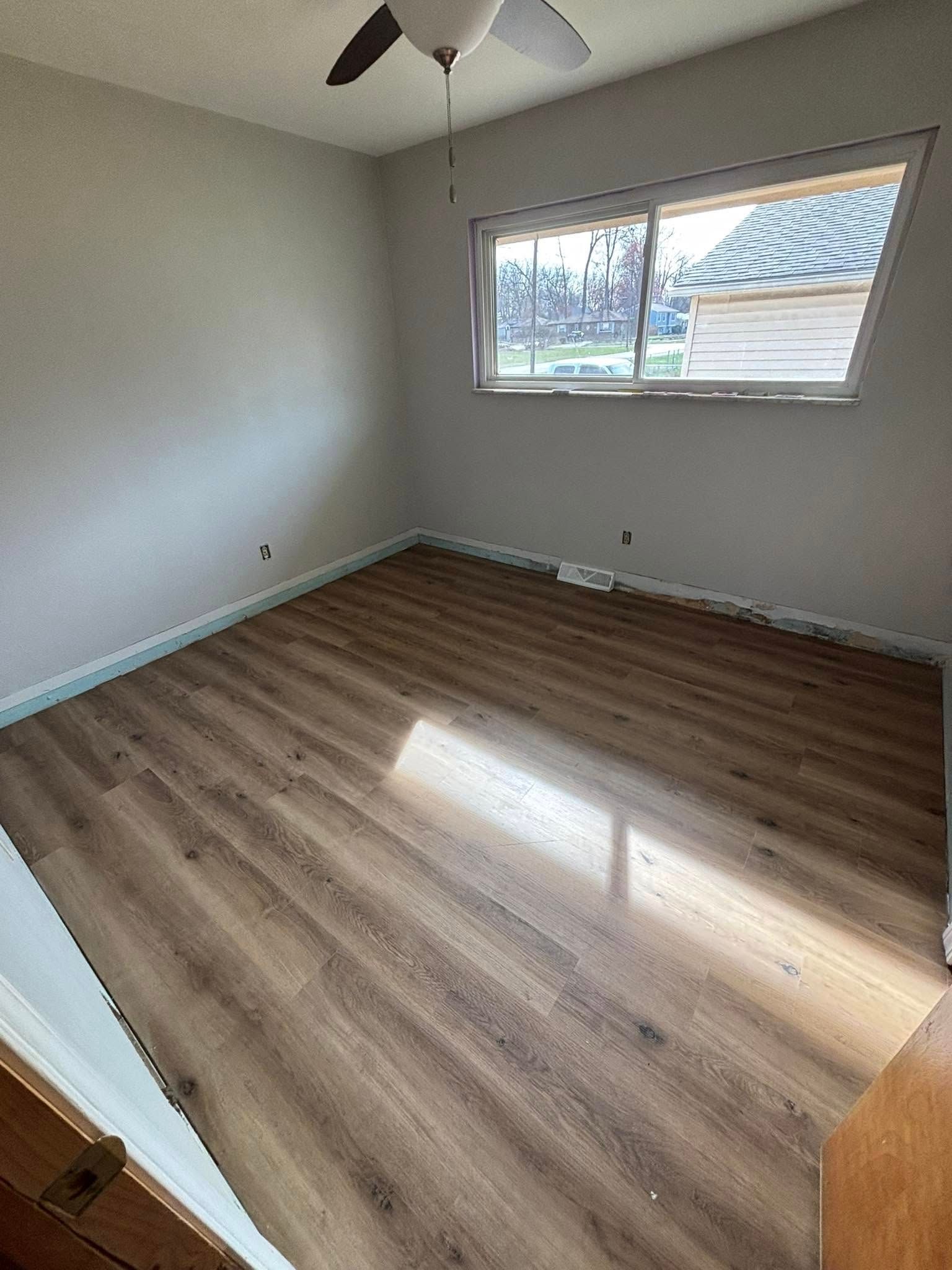  for New Look Flooring in Toledo, OH
