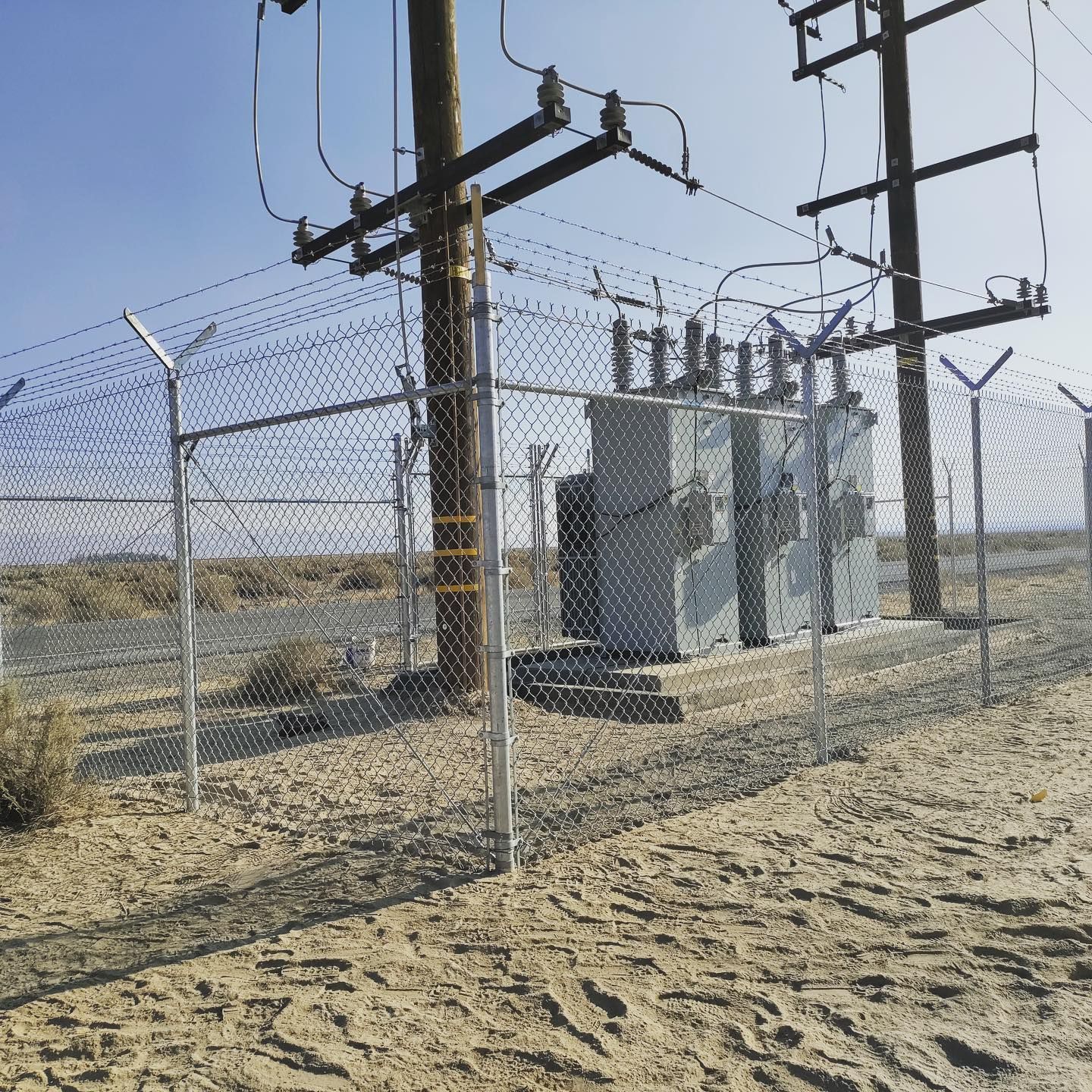  for Ellis Fence CO in Barstow, CA