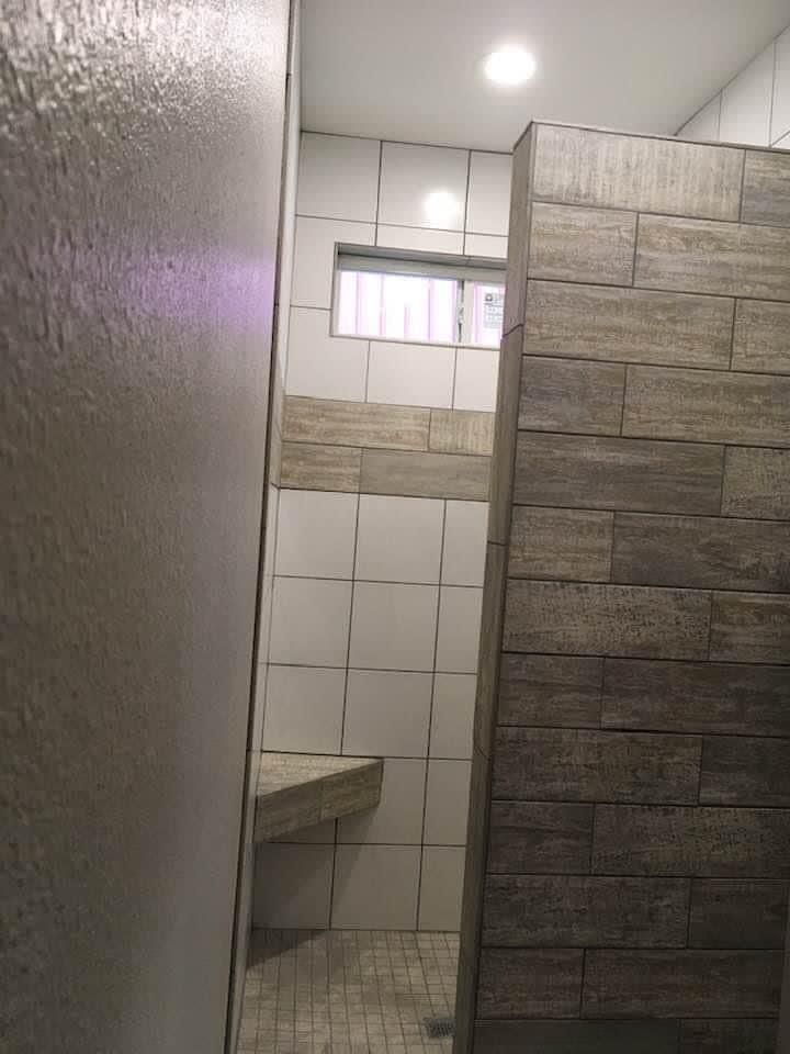  for Jones Construction & Flooring in Bogata, TX