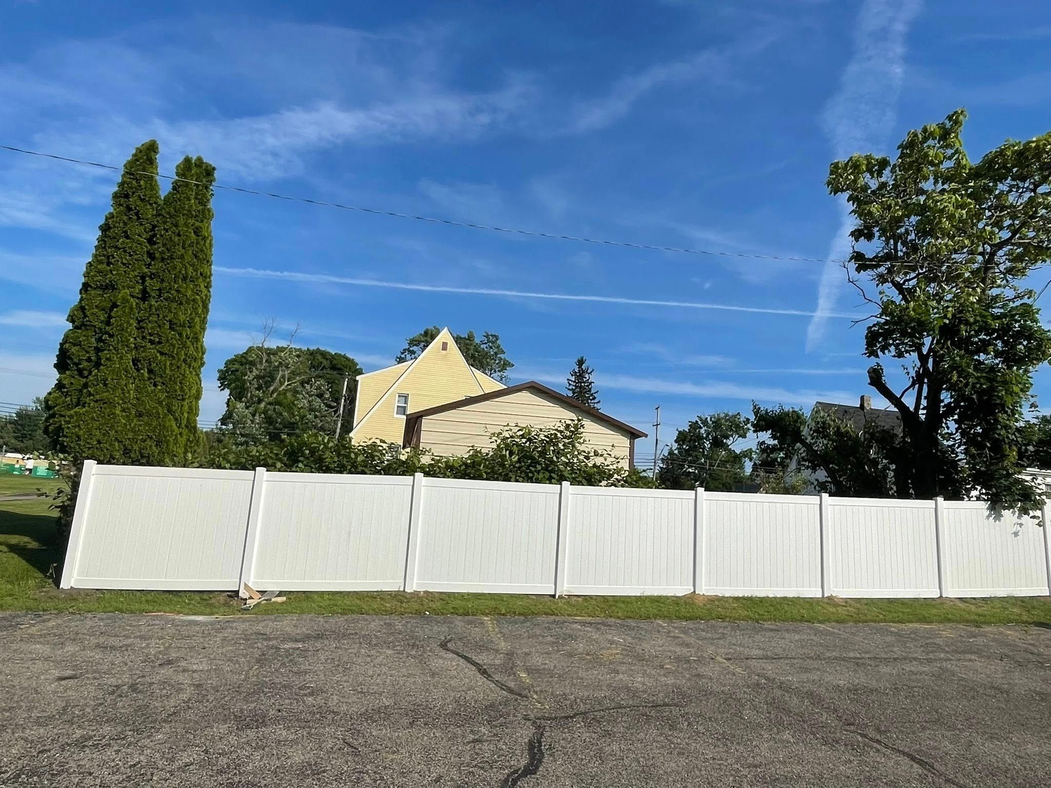  for Reynoso’s Fencing & Lawn Care in Painesville, OH