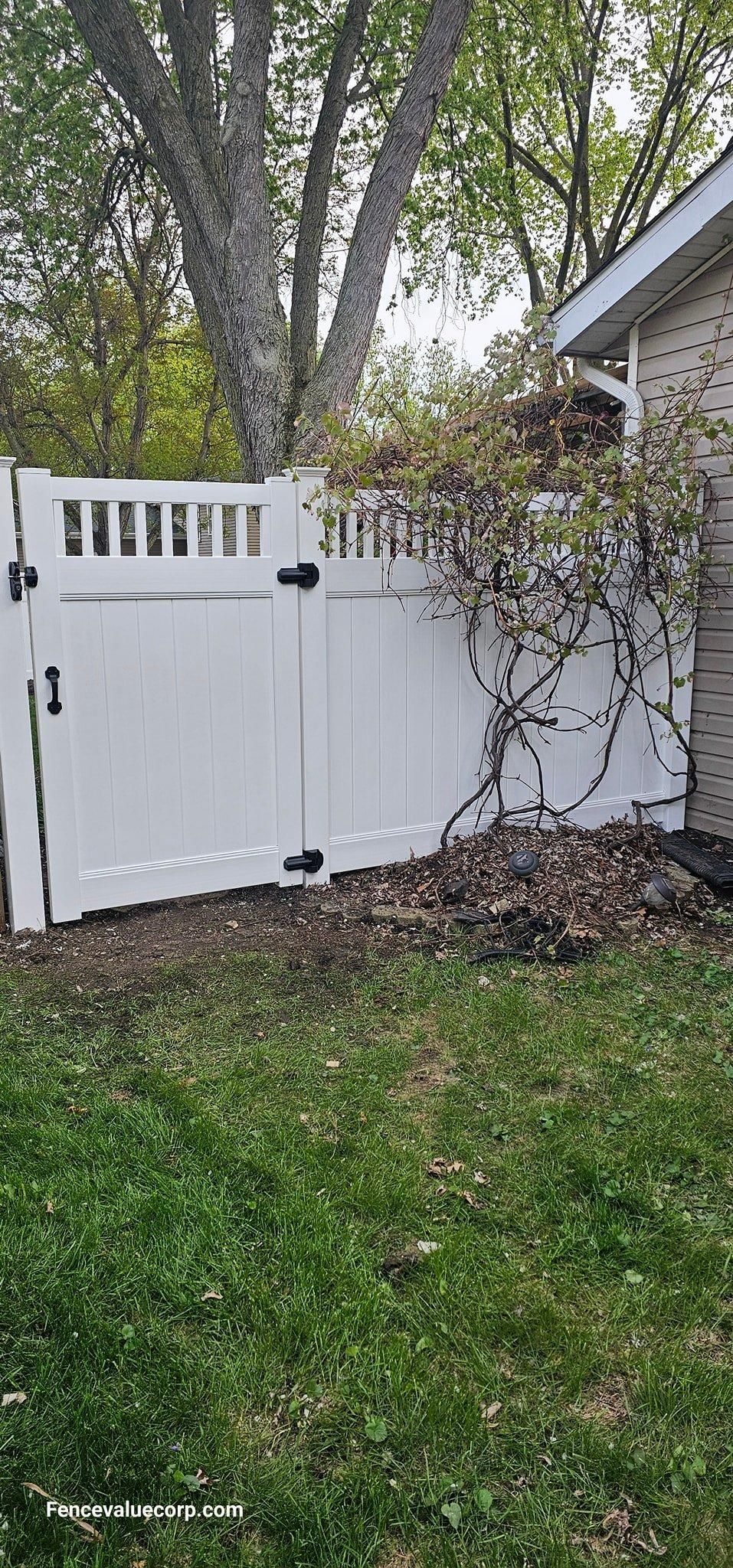  for Fence Value Corp in Chicago, IL