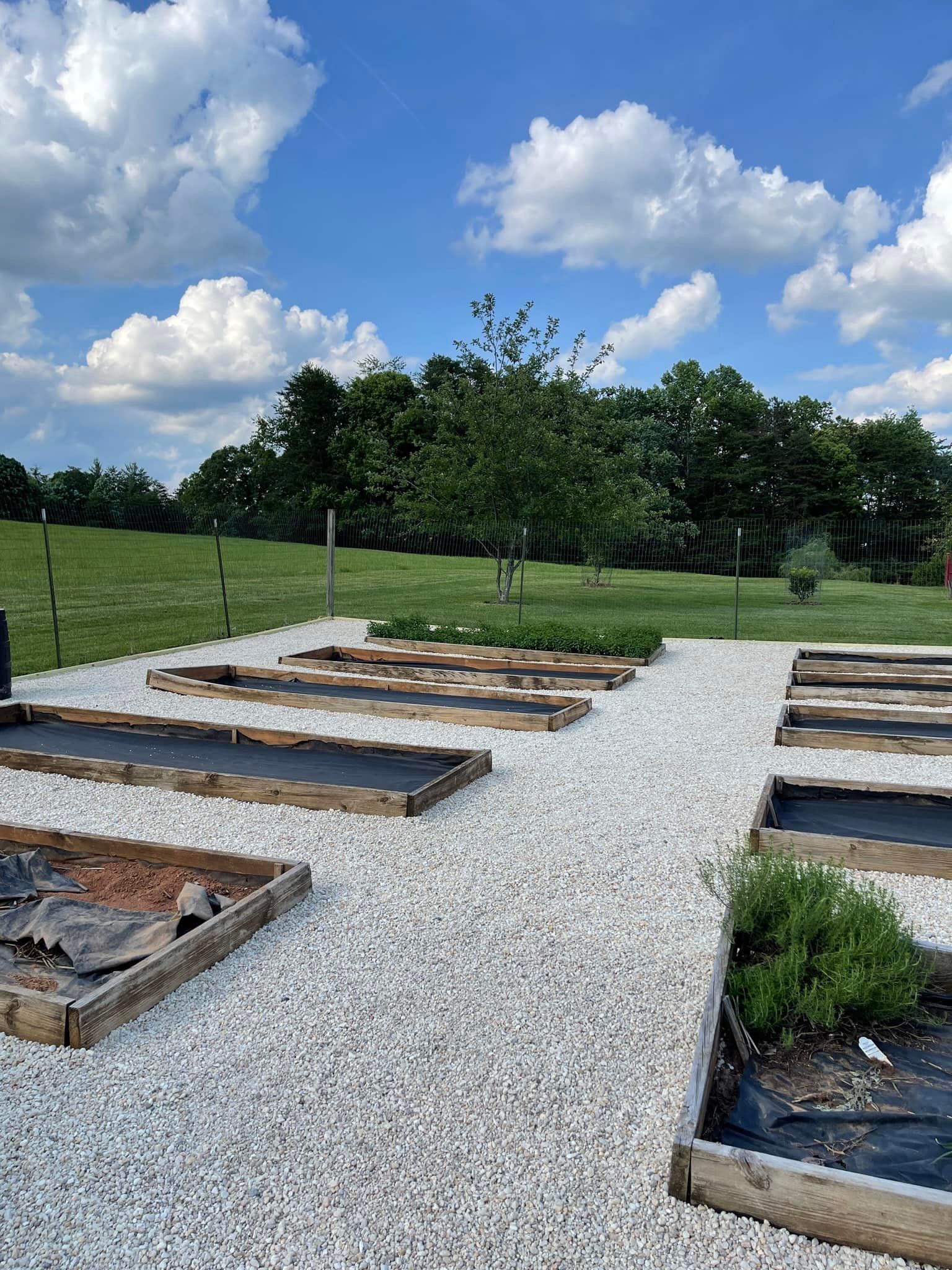  for Valencia’s Lawncare in Charlottesville, VA