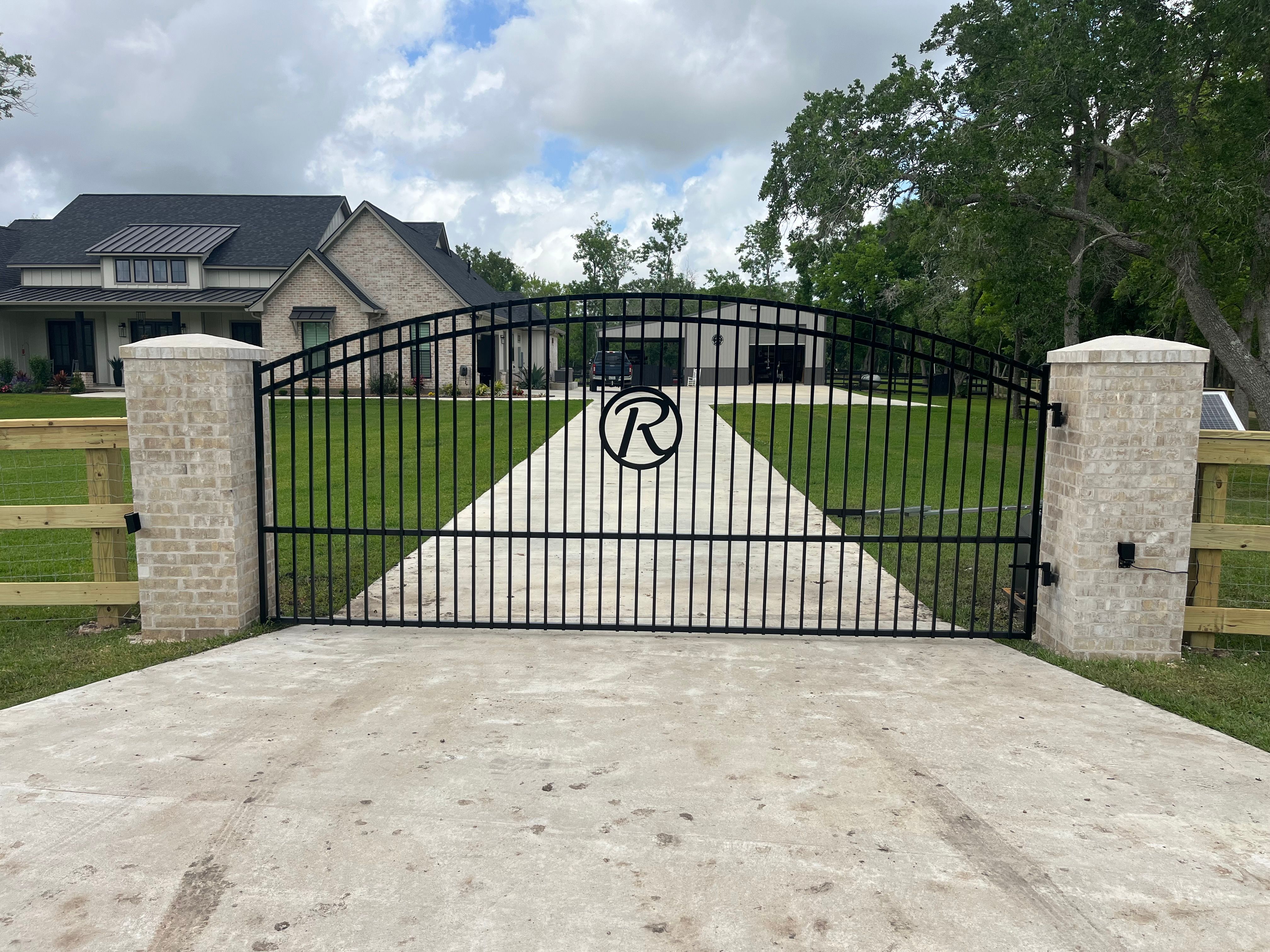  for Aly Fence in Angleton, TX