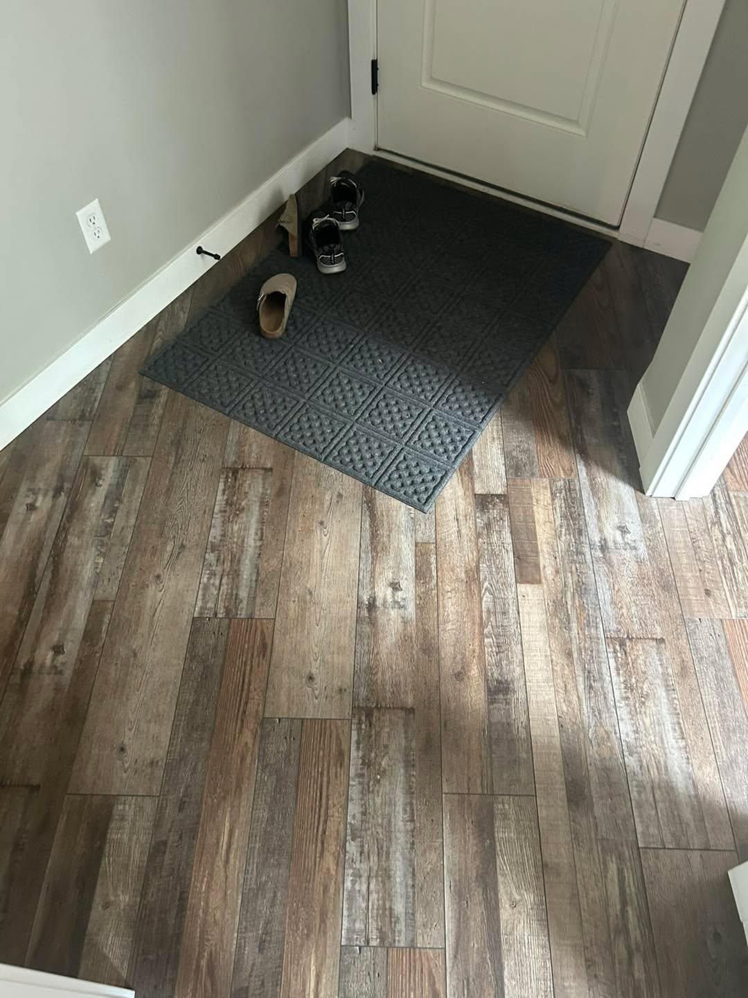  for Rivers Edge Tiling LLC in Brainerd, MN