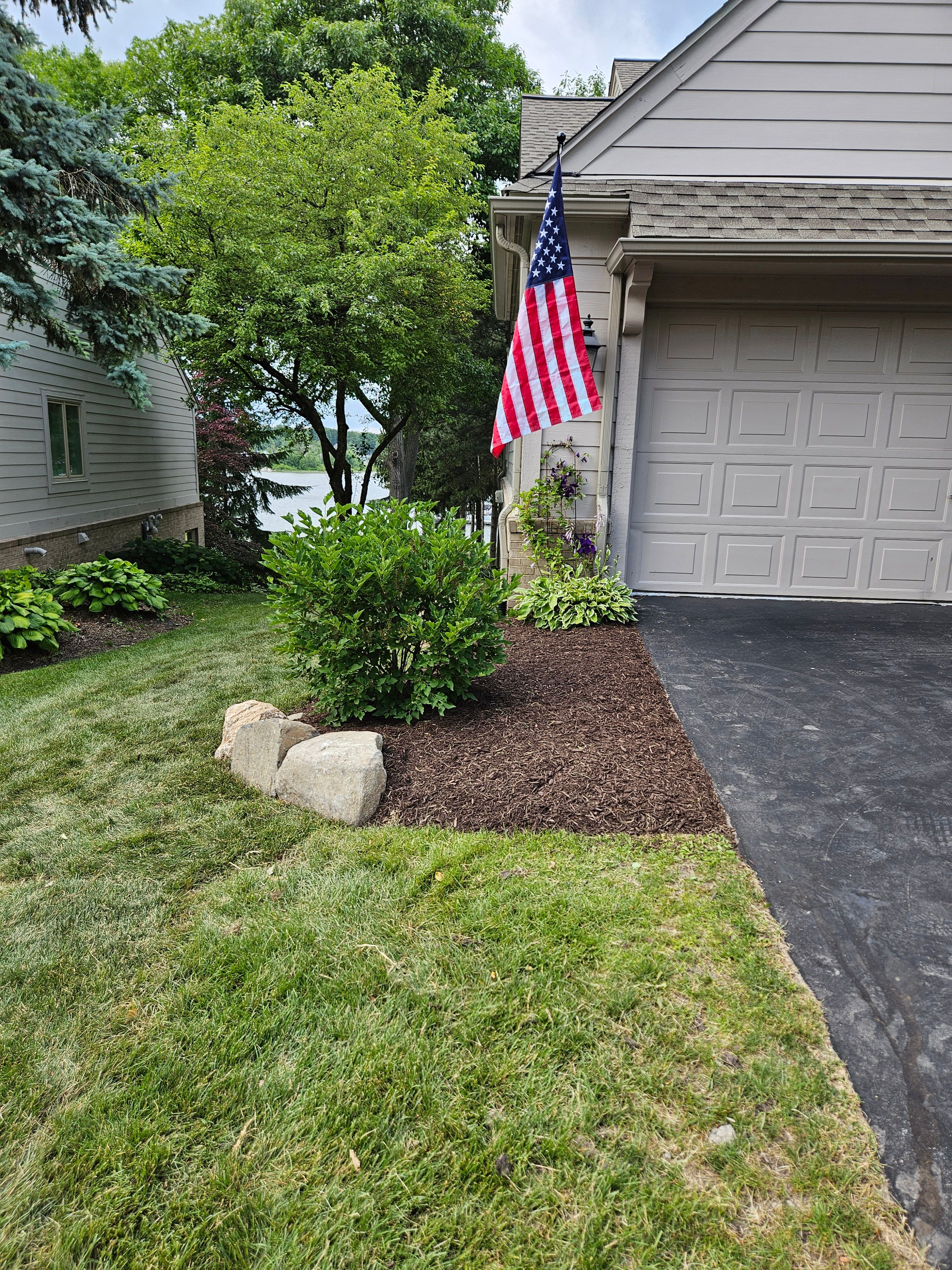  for Howell Hardscape Inc in Brighton, MI
