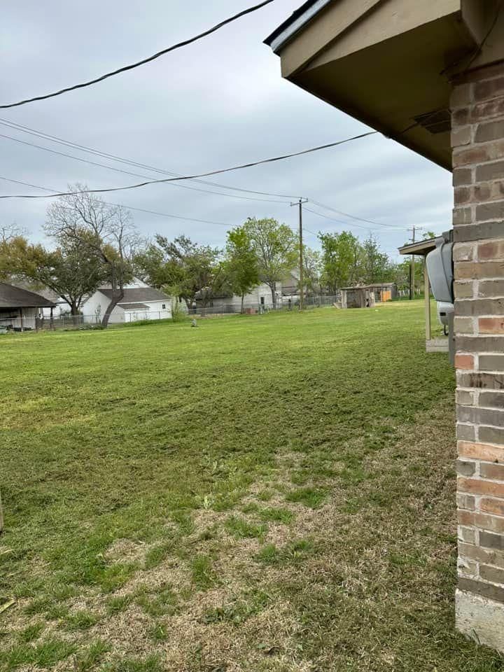 Mowing for Allen Lawn Care in Taylor, Texas