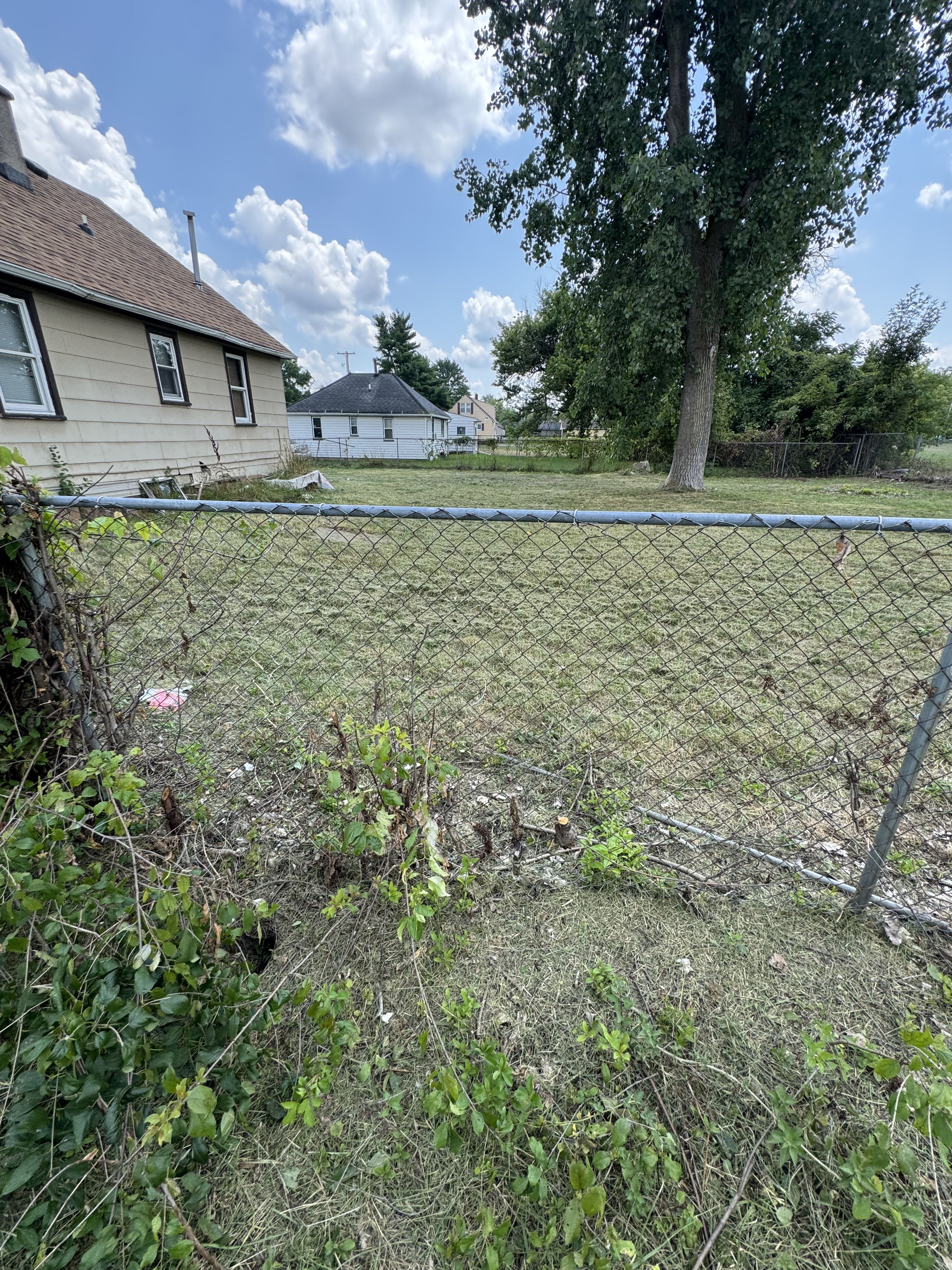  for Daugherty's Tough Lawn Care in Essexville, MI