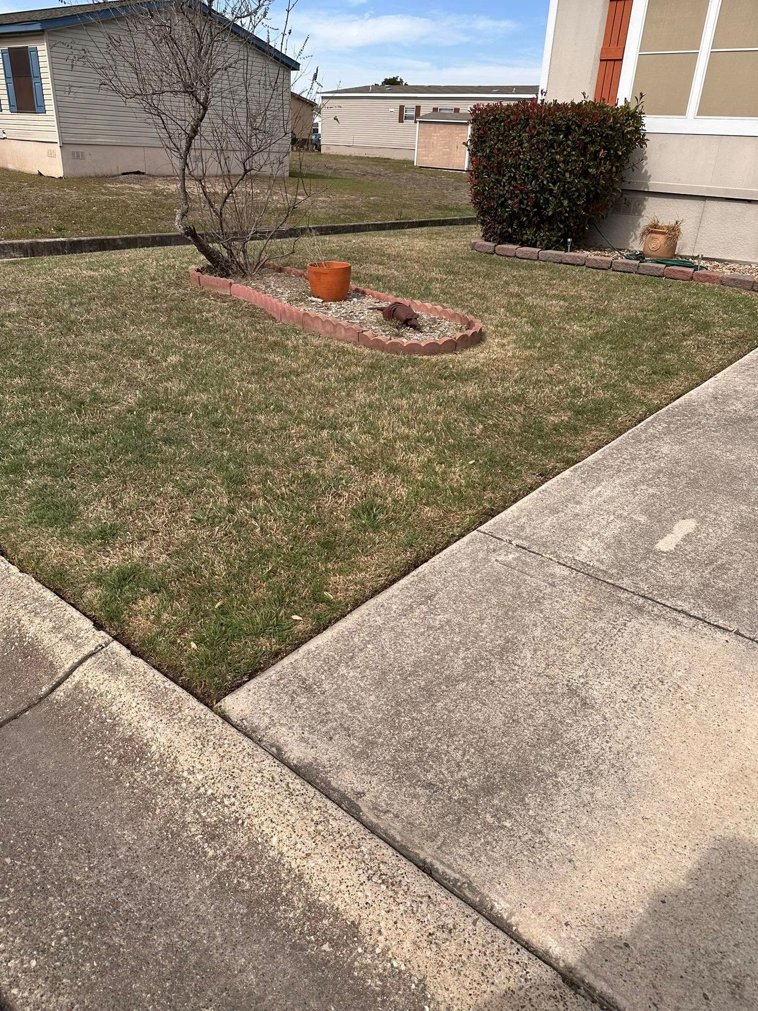 Hardscaping Landscaping for M-Owensby Lawn Care in New Braunfels, TX