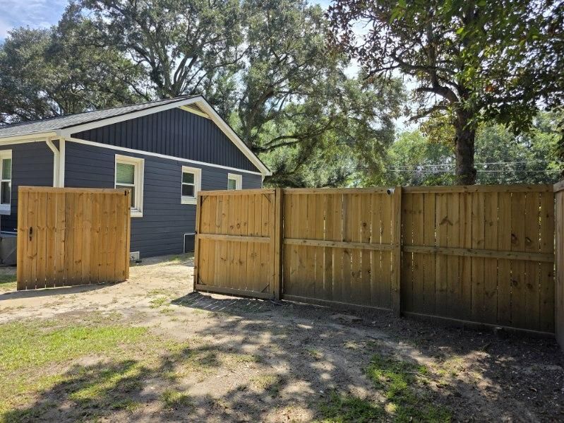  for Low Country Gate Openers LLC in Charleston, SC