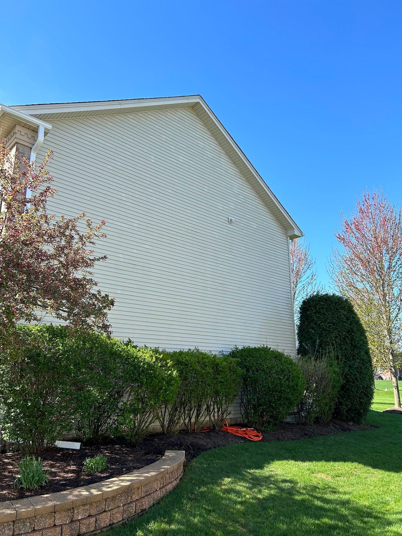 Home Softwash for J&J Power Washing and Gutter Cleaning in Sycamore, IL