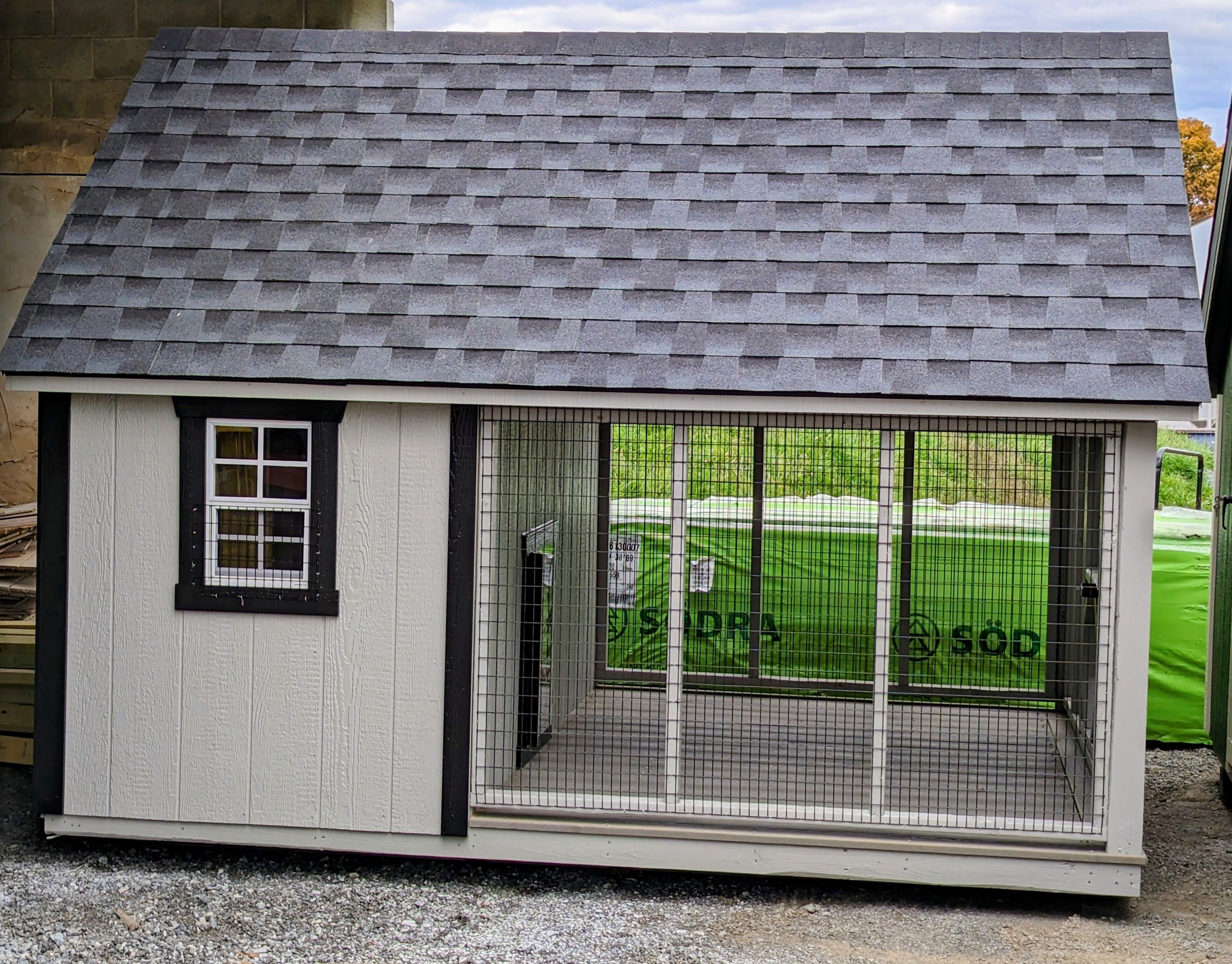 Kennels for Pond View Mini Structures in  Strasburg, PA