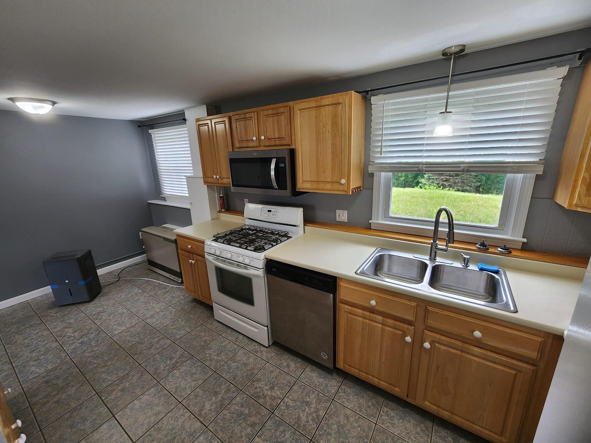  for The Hammer Man Can in Alton, NH