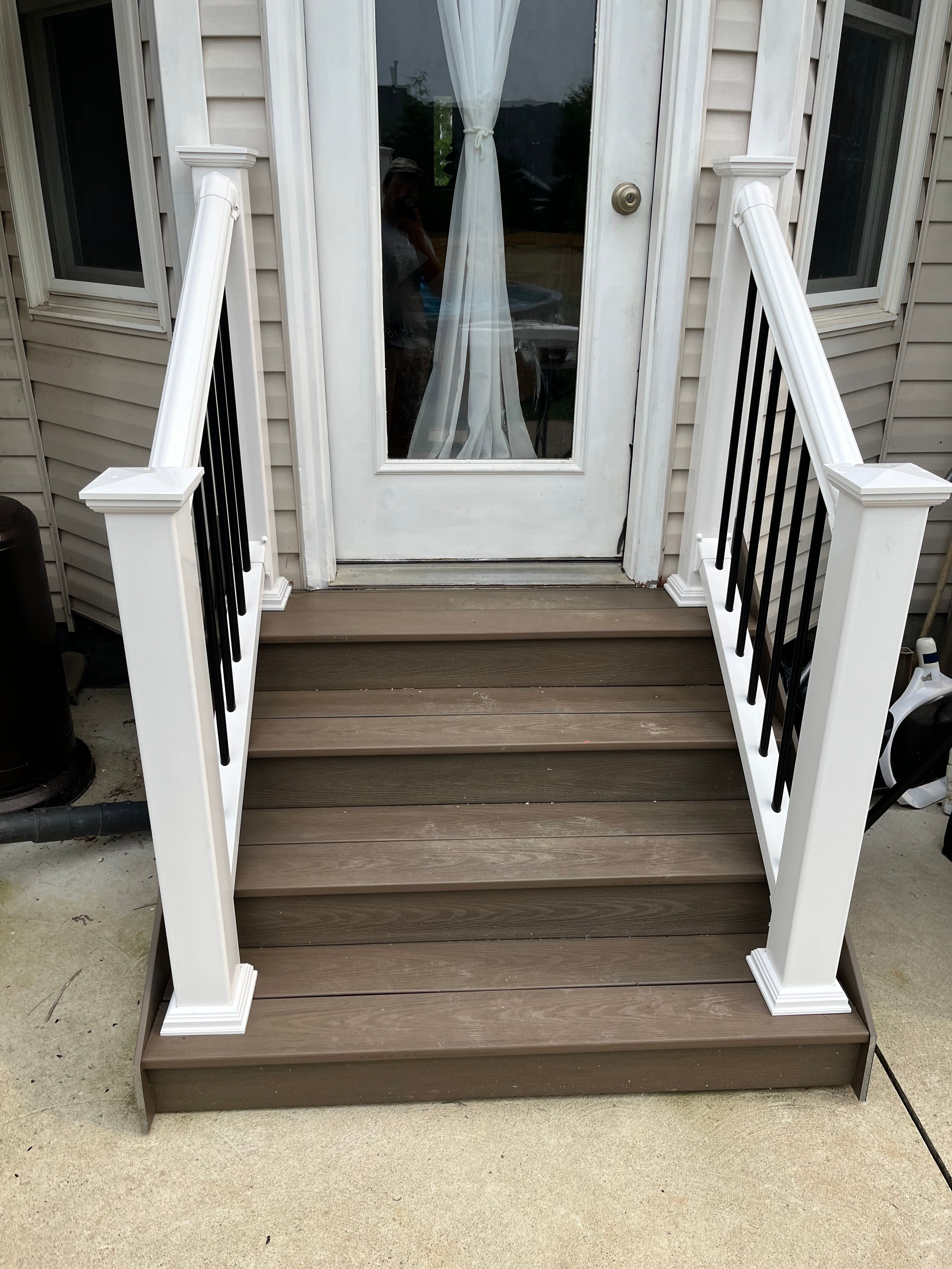  for Castle Fence & Deck LLC in Avon Lake, OH