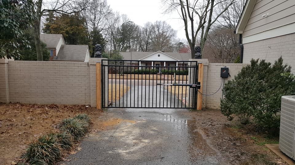  for Stewart Fencing in Mason, TN