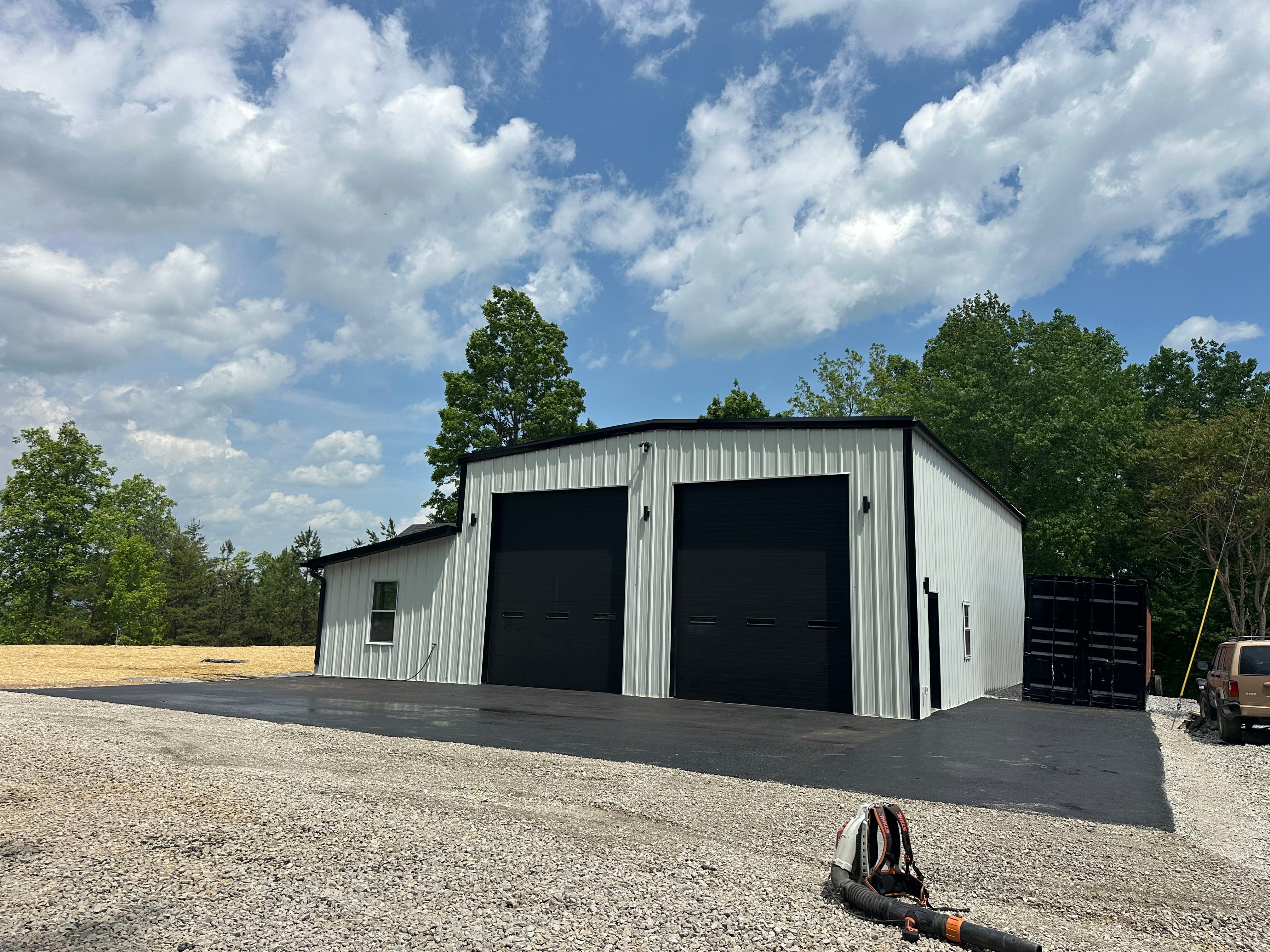  for Metzler Paving and Sealcoating LLC in Jacksboro, TN