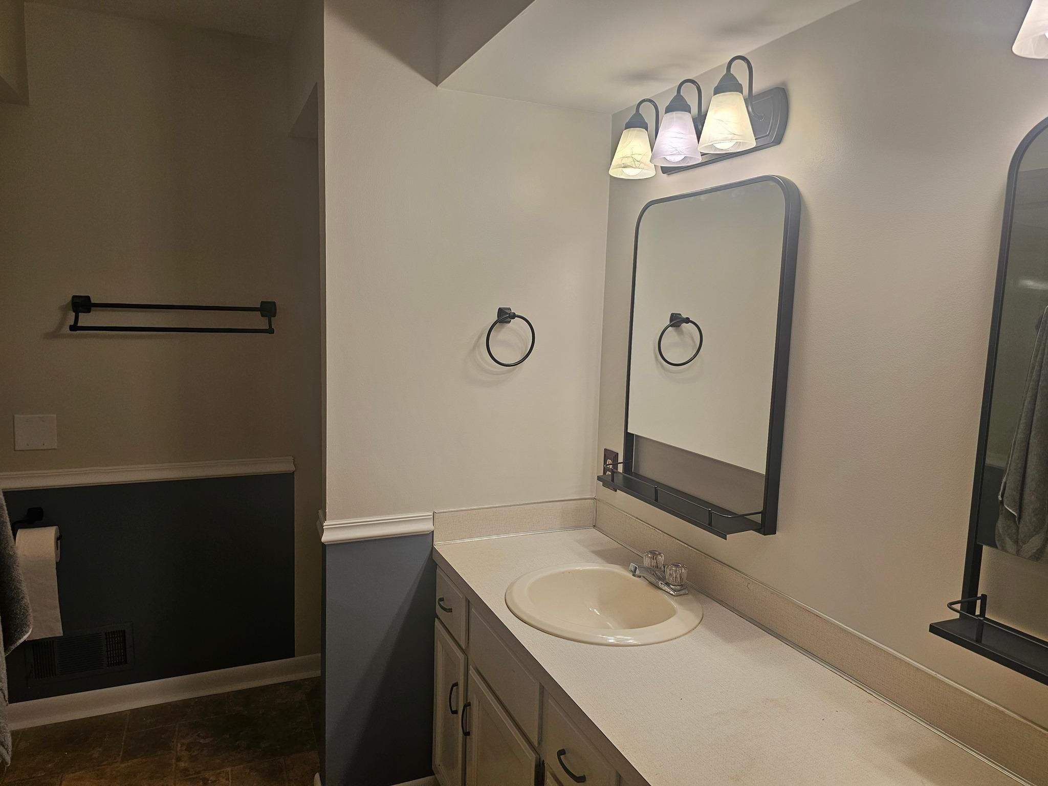  for Newtons Handyman Service LLC in Allendale, MI